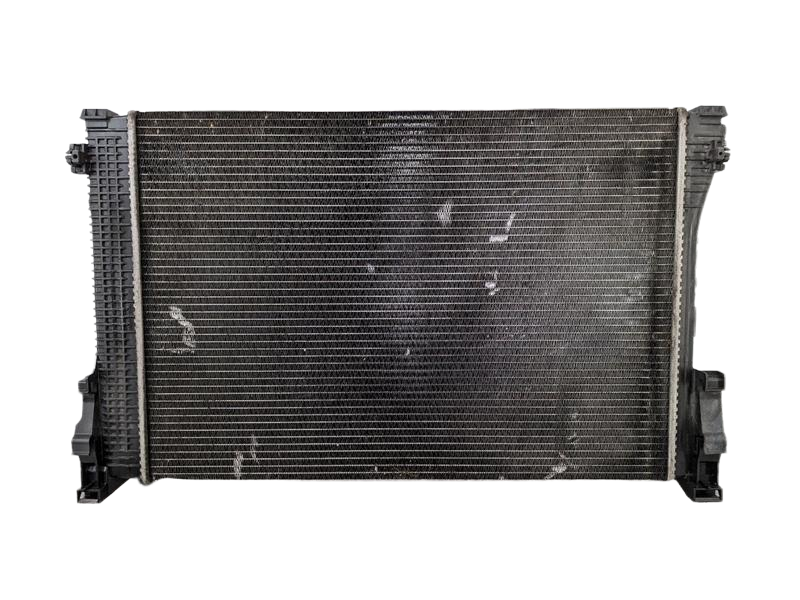 2008 - 2015 OEM MERCEDES BENZ C300 ENGINE COOLING RADIATOR ASSEMBLY