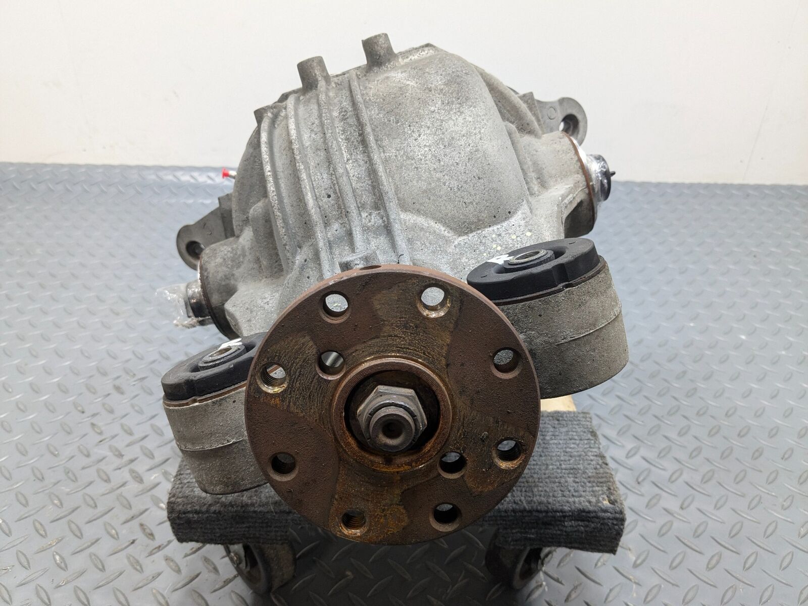 2006 - 2010 OEM FORD EXPLORER REAR DIFFERENTIAL AXLE CARRIER ASSEMBLY 4.0L