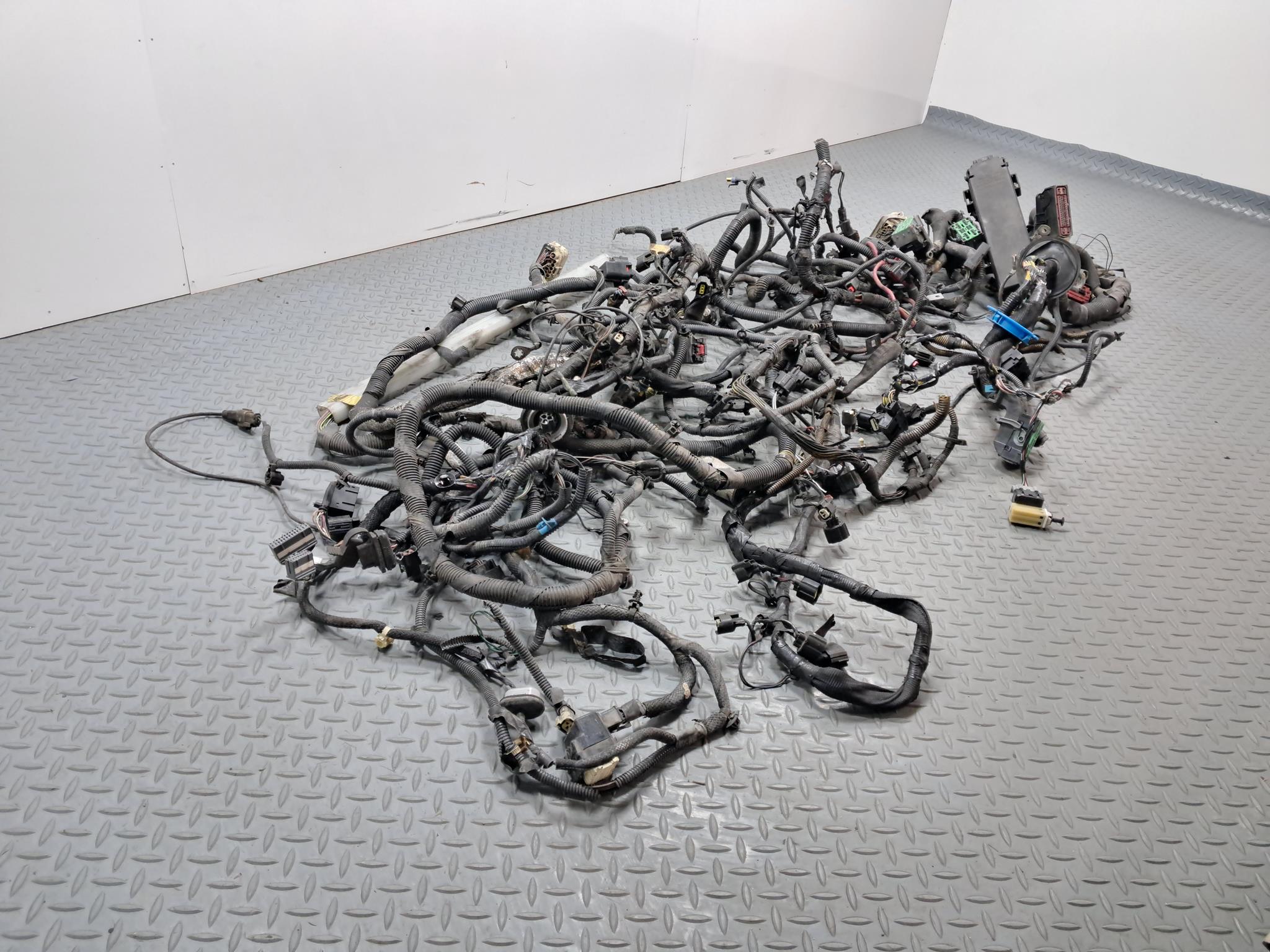 05 - 07 OEM JEEP GRAND CHEROKEE INTERIOR ENGINE WIRE HARNESS CABLE AND CONNECTOR