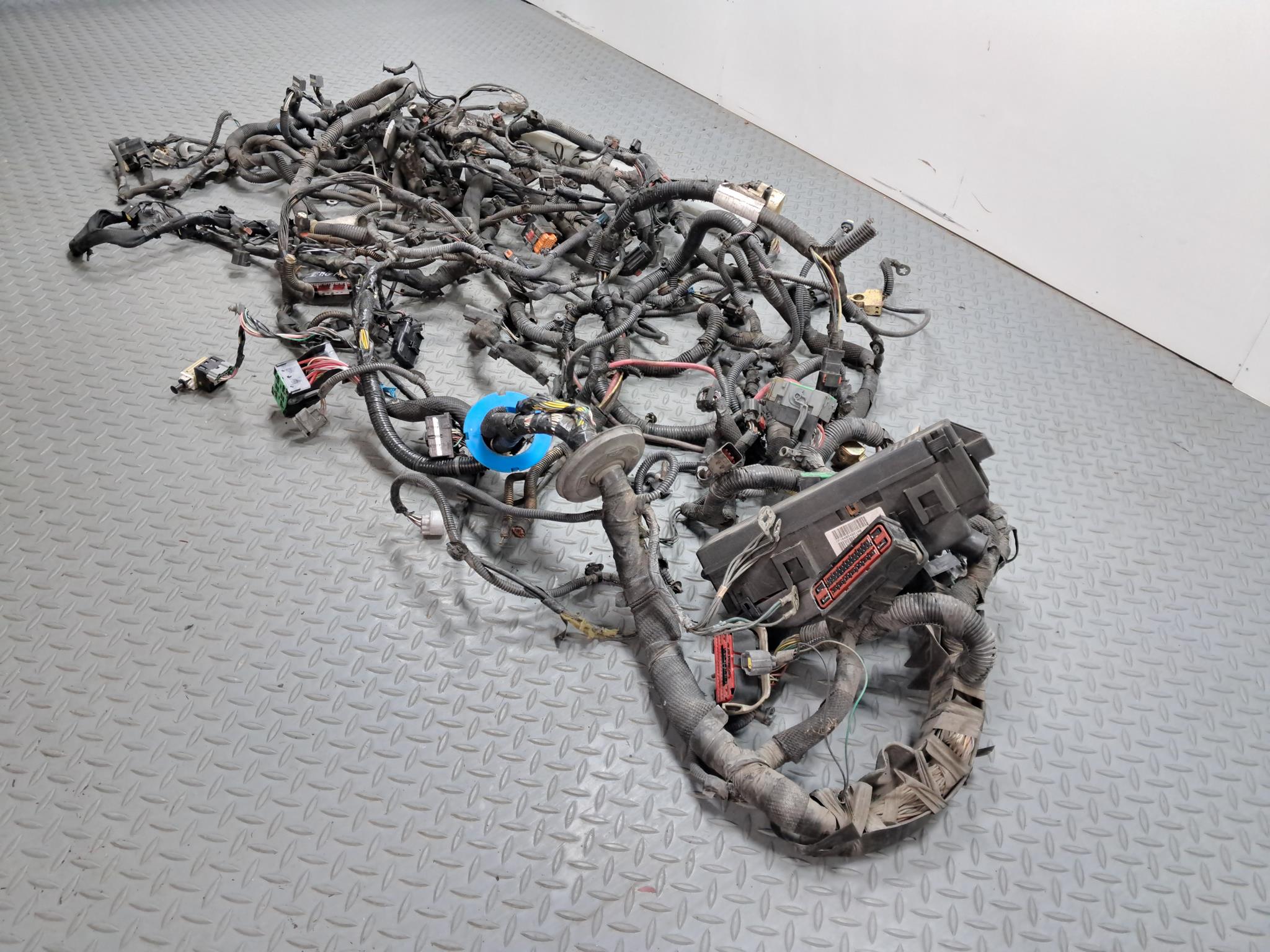 05 - 07 OEM JEEP GRAND CHEROKEE INTERIOR ENGINE WIRE HARNESS CABLE AND CONNECTOR