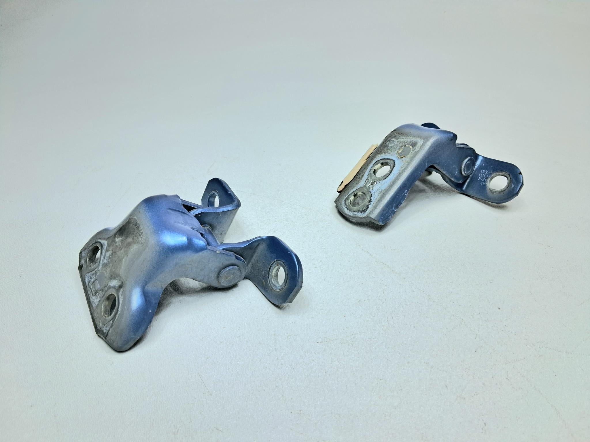 06 - 09 OEM TOYOTA PRIUS FRONT RIGHT PASSENGER SIDE UPPER LOWER DOOR HINGE SET