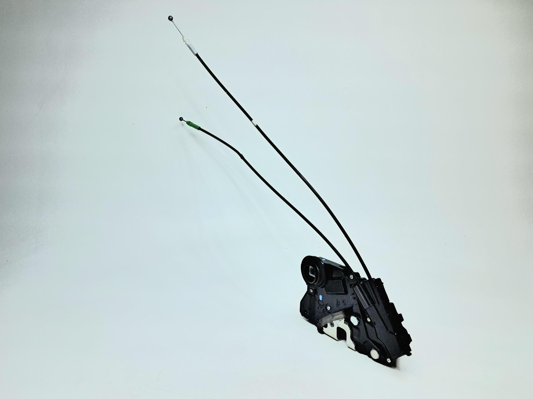 06 - 09 OEM TOYOTA PRIUS FRONT LEFT DRIVER SIDE DOOR LATCH LOCK ACTUATOR