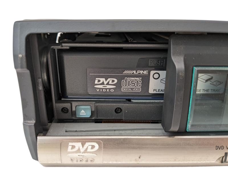 2002 - 2012 OEM LAND ROVER RANGE ROVER FRONT CD DVD PLAYER CHANGER MODULE