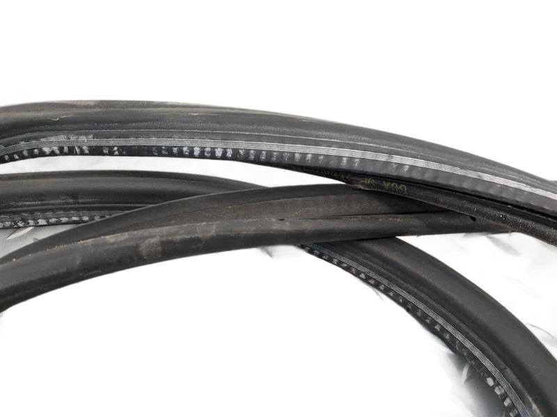 2006 - 2009 OEM MERCEDES-BENZ E350 REAR TAILGATE TRUNK LID WEATHERSTRIP RUBBER