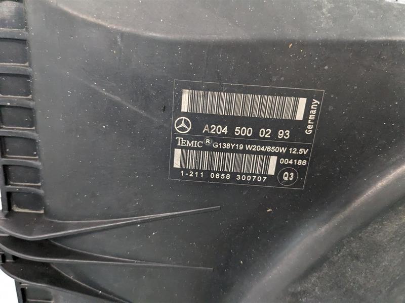 2008 - 2014 OEM MERCEDES-BENZ C300 RADIATOR COOLING FAN SHROUD MOTOR ASSEMBLY