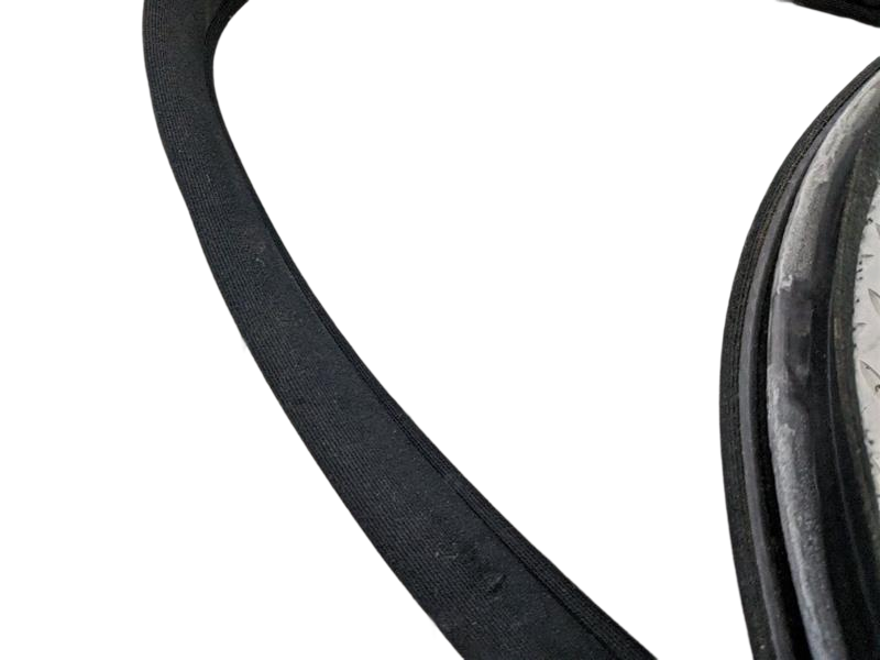 2008 - 2014 OEM MERCEDES-BENZ C300 REAR LEFT SIDE DOOR SEAL WEATHERSTRIP RUBBER