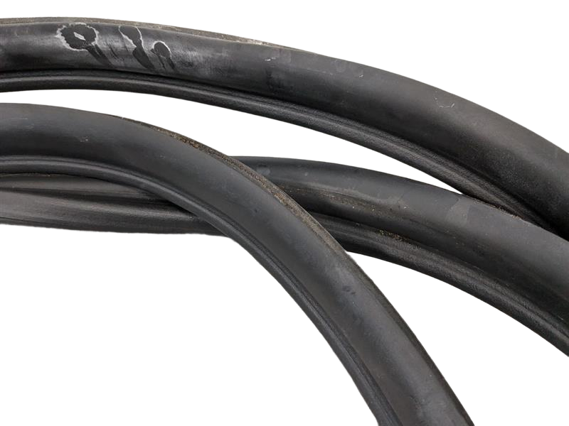 2008 - 2012 OEM MERCEDES-BENZ GL550 REAR TAILGATE TRUNK LID WEATHERSTRIP RUBBER