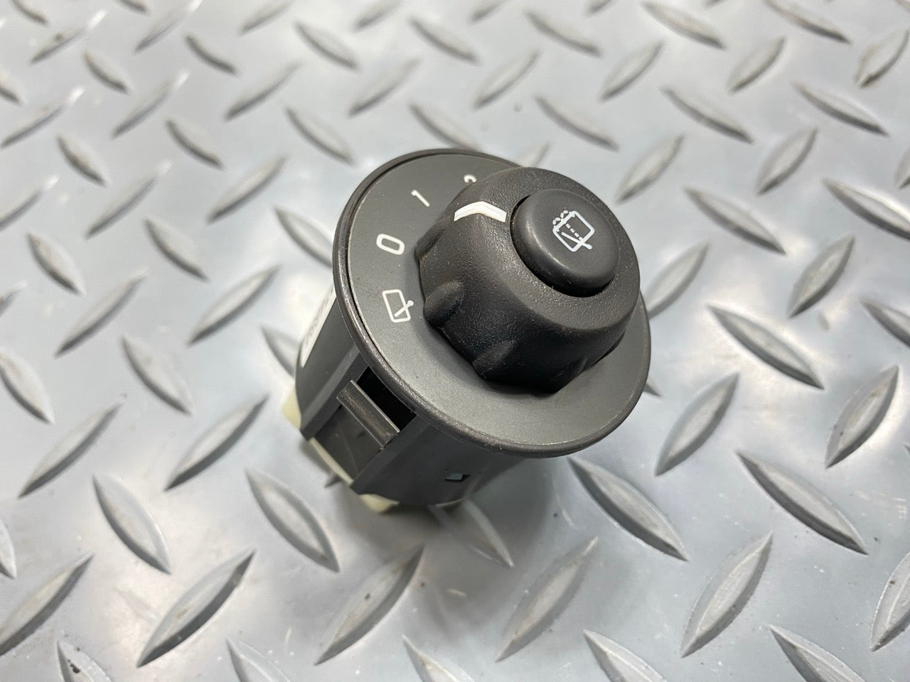 05 - 07 OEM CHEVROLET TRAILBLAZER REAR WINDOW WINDSHIELD WIPER CONTROL SWITCH
