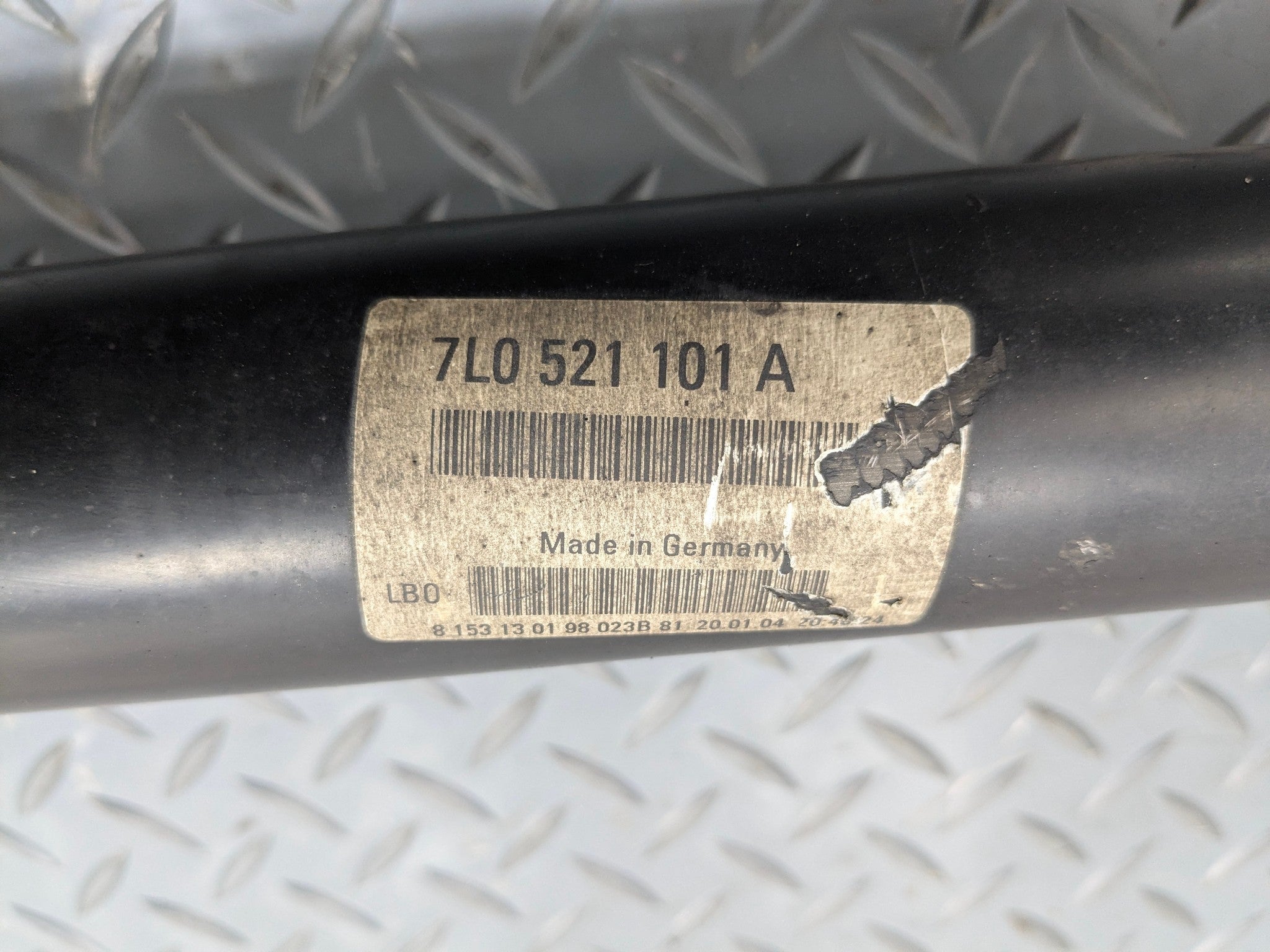 2004 - 2006 OEM PORSCHE CAYENNE V6 FRONT PROPELLER CARDAN DRIVE AXLE DRIVESHAFT