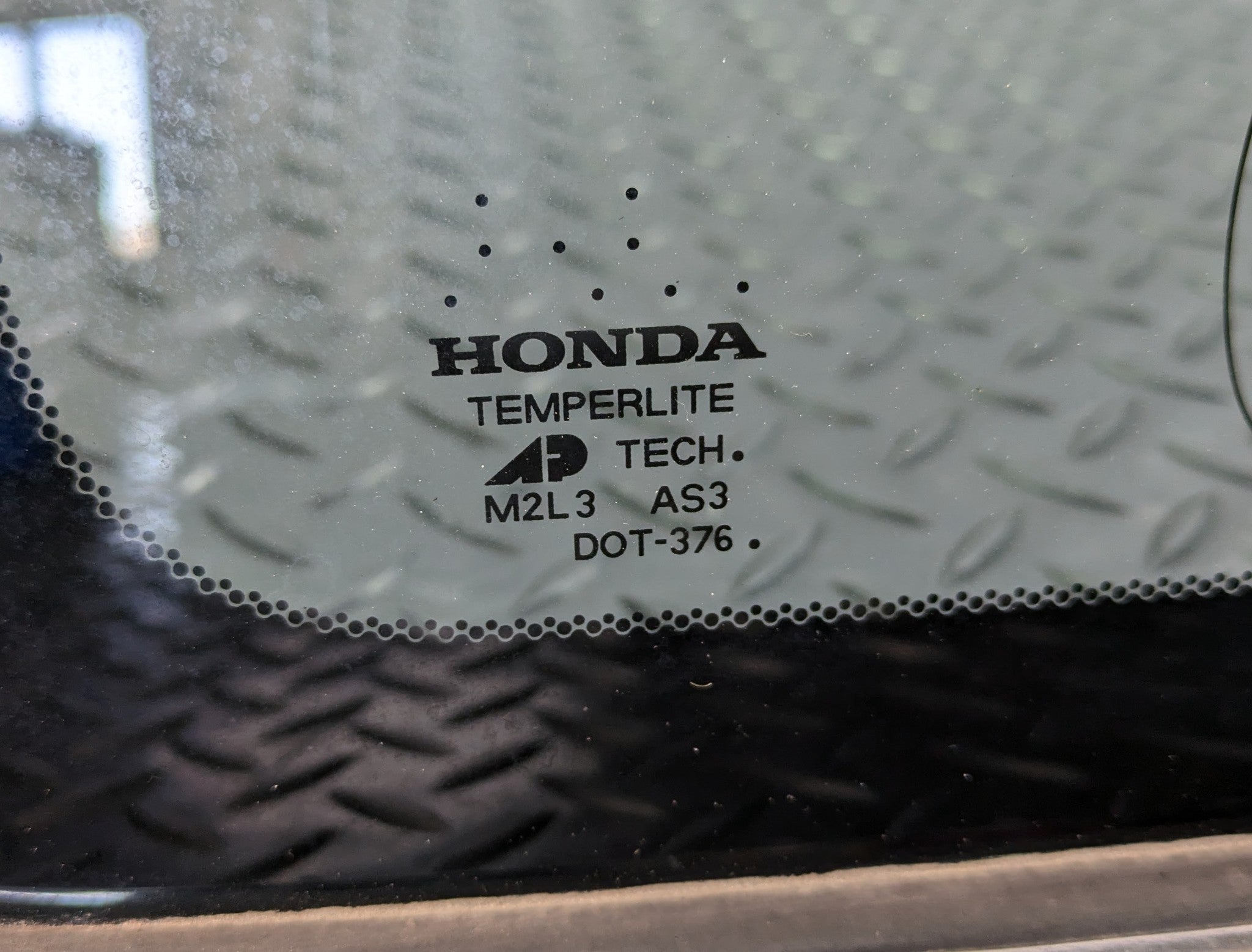 05 - 10 OEM HONDA ODYSSEY REAR RIGHT PASSENGER SIDE DOOR WINDOW QUARTER GLASS