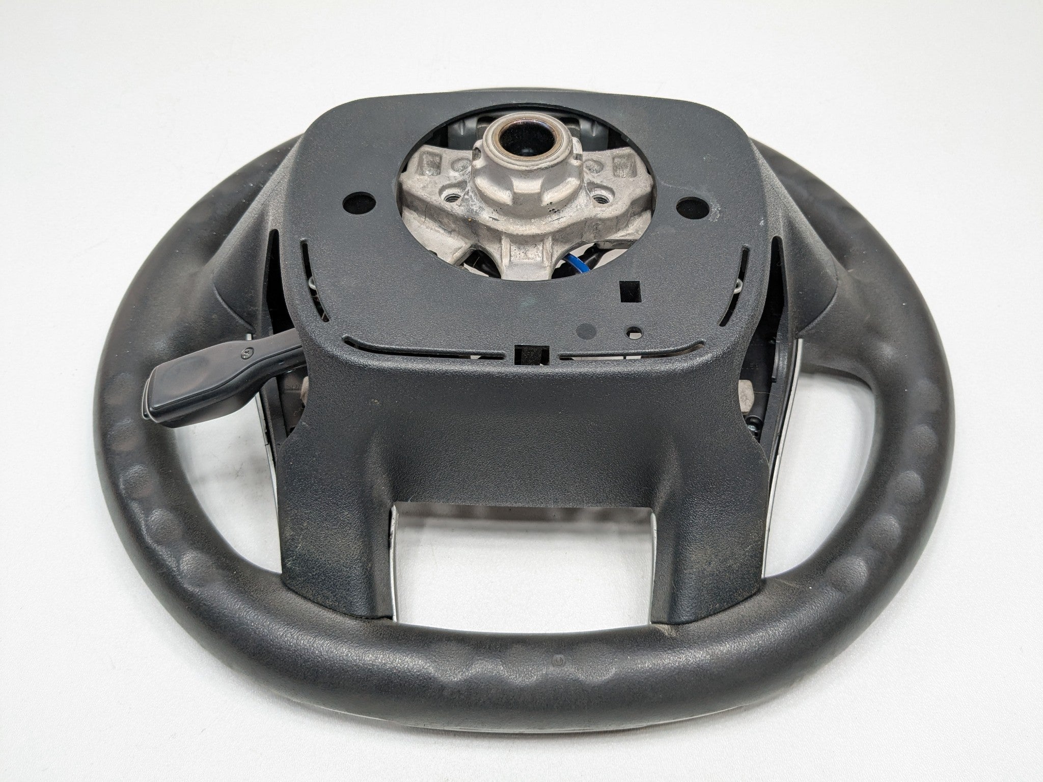 2010 - 2015 OEM TOYOTA PRIUS STEERING WHEEL WITH AUDIO CRUISE SWITCH