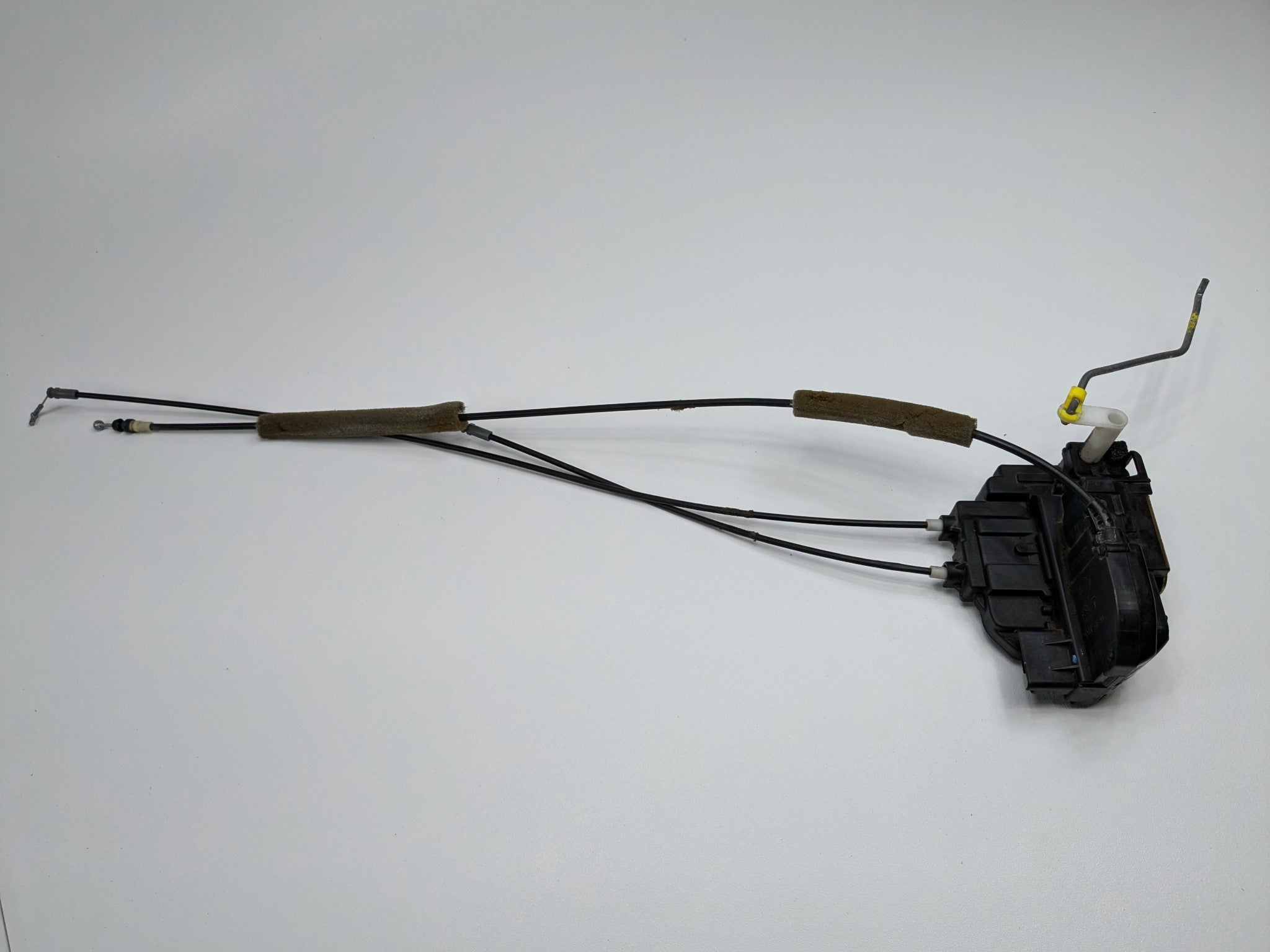 2005 - 2007 OEM NISSAN ARMADA FRONT LEFT DRIVER SIDE DOOR LOCK LATCH ACTUATOR