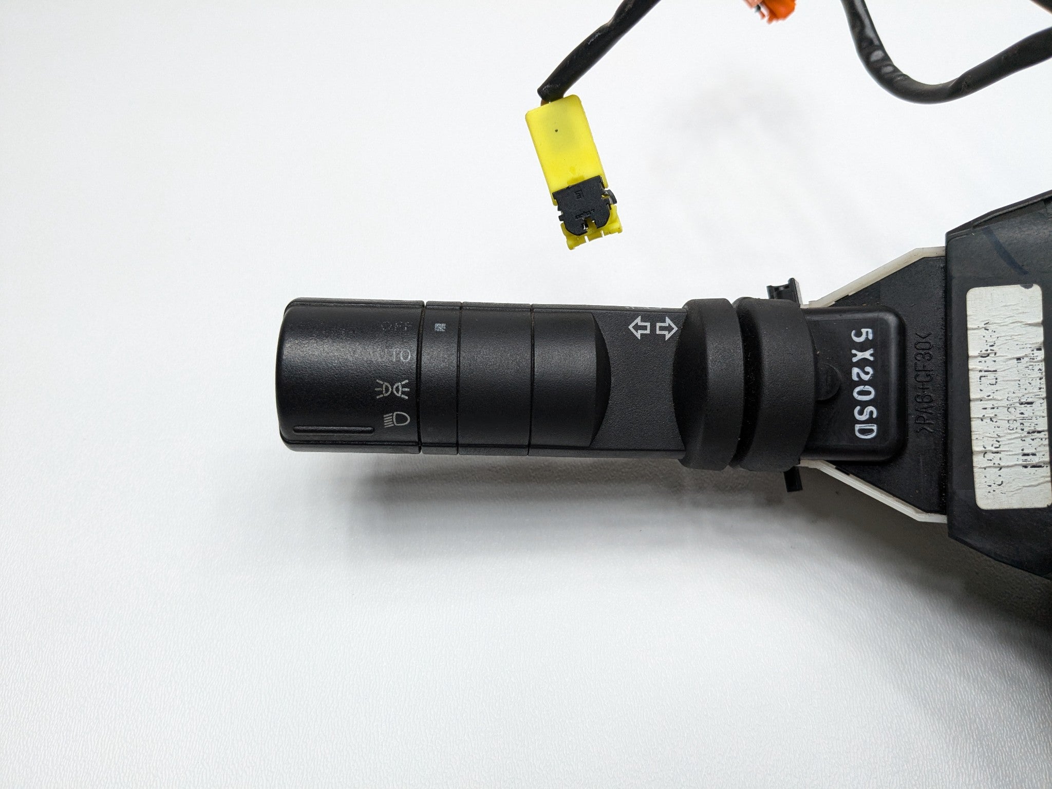 05 - 07 OEM NISSAN ARMADA STEERING COLUMN TURN SIGNAL WIPER COMBINATION SWITCH