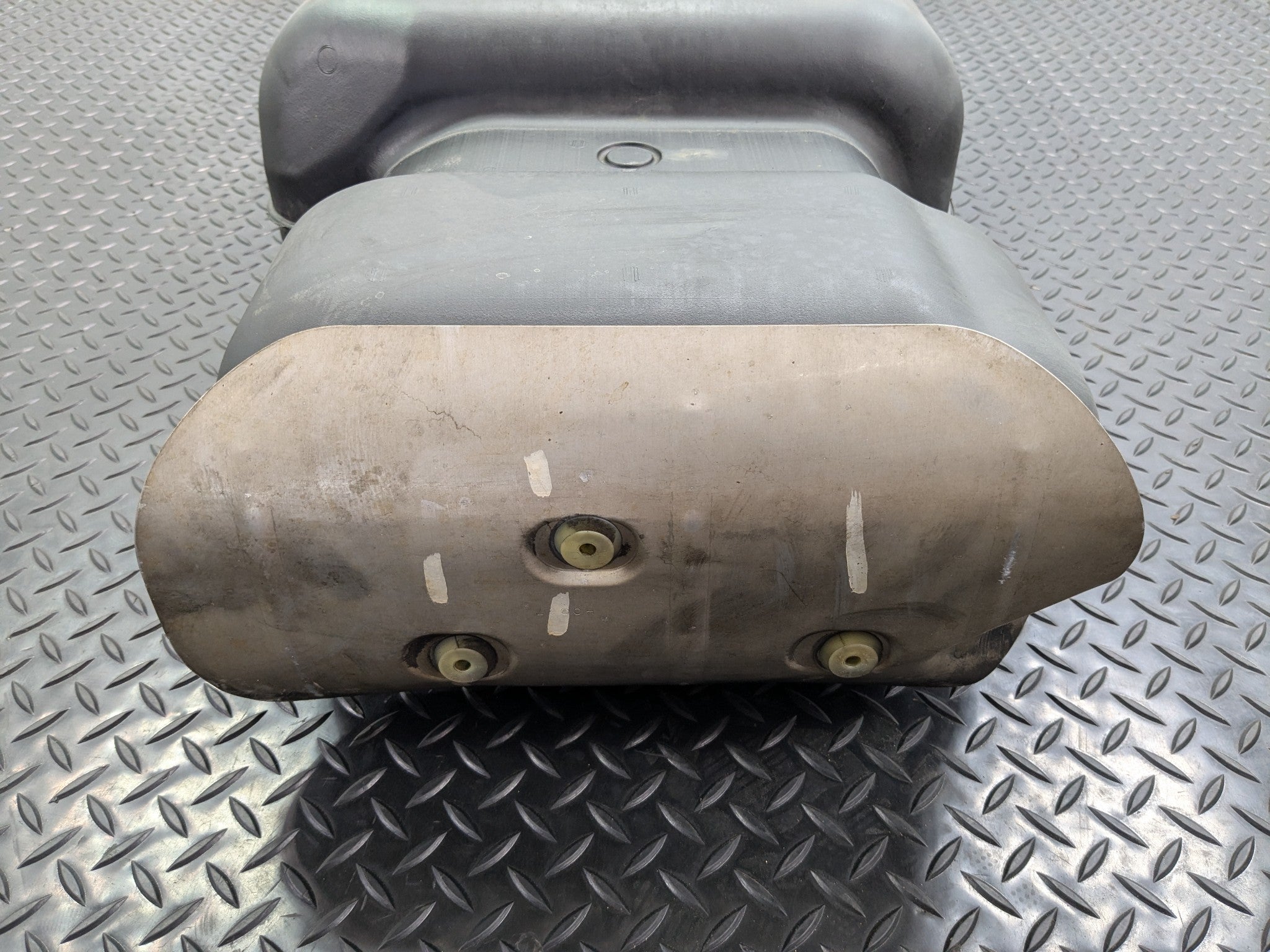 2005 - 2007 OEM NISSAN ARMADA FUEL GAS TANK RESERVOIR ASSEMBLY