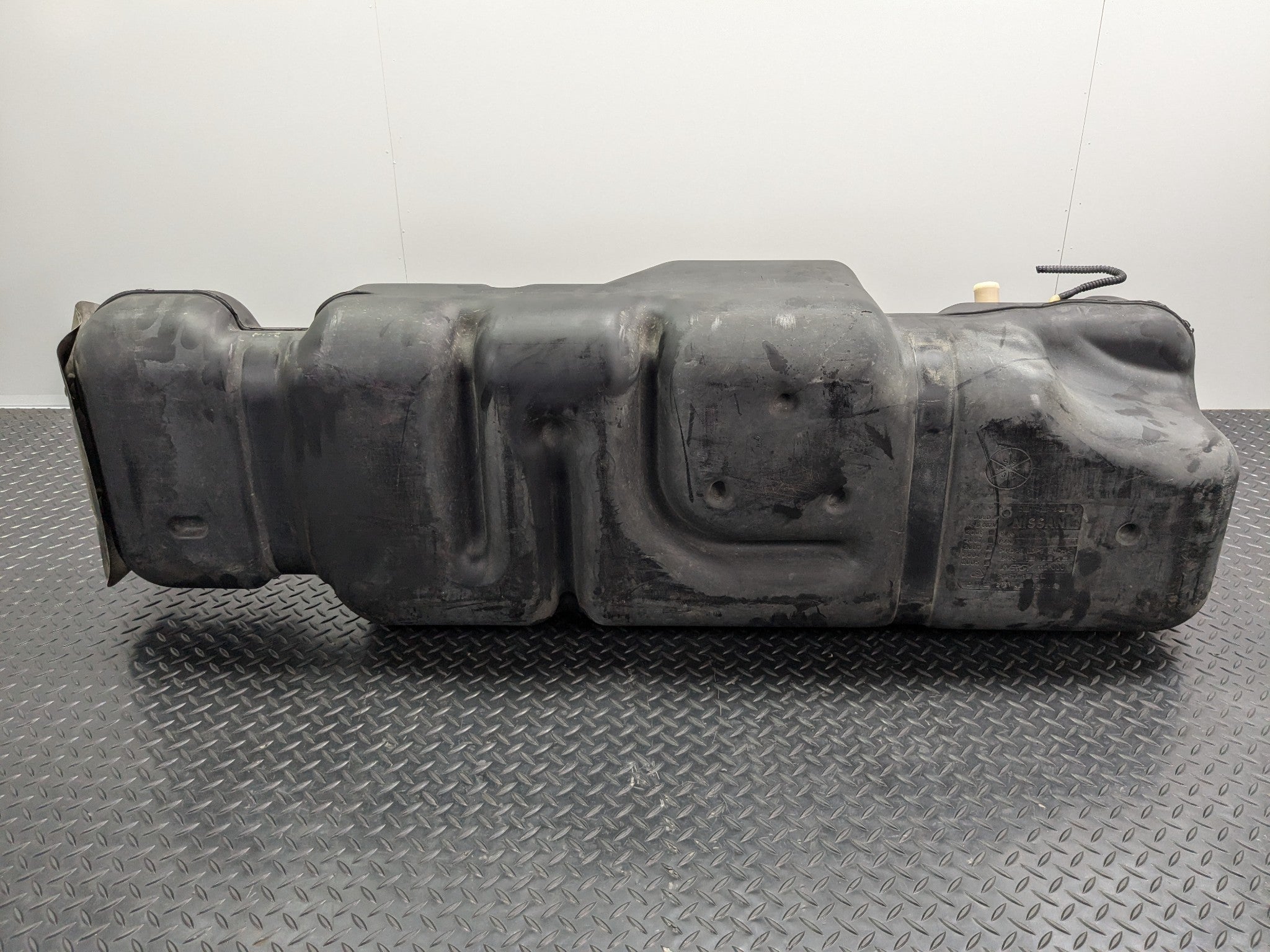2005 - 2007 OEM NISSAN ARMADA FUEL GAS TANK RESERVOIR ASSEMBLY