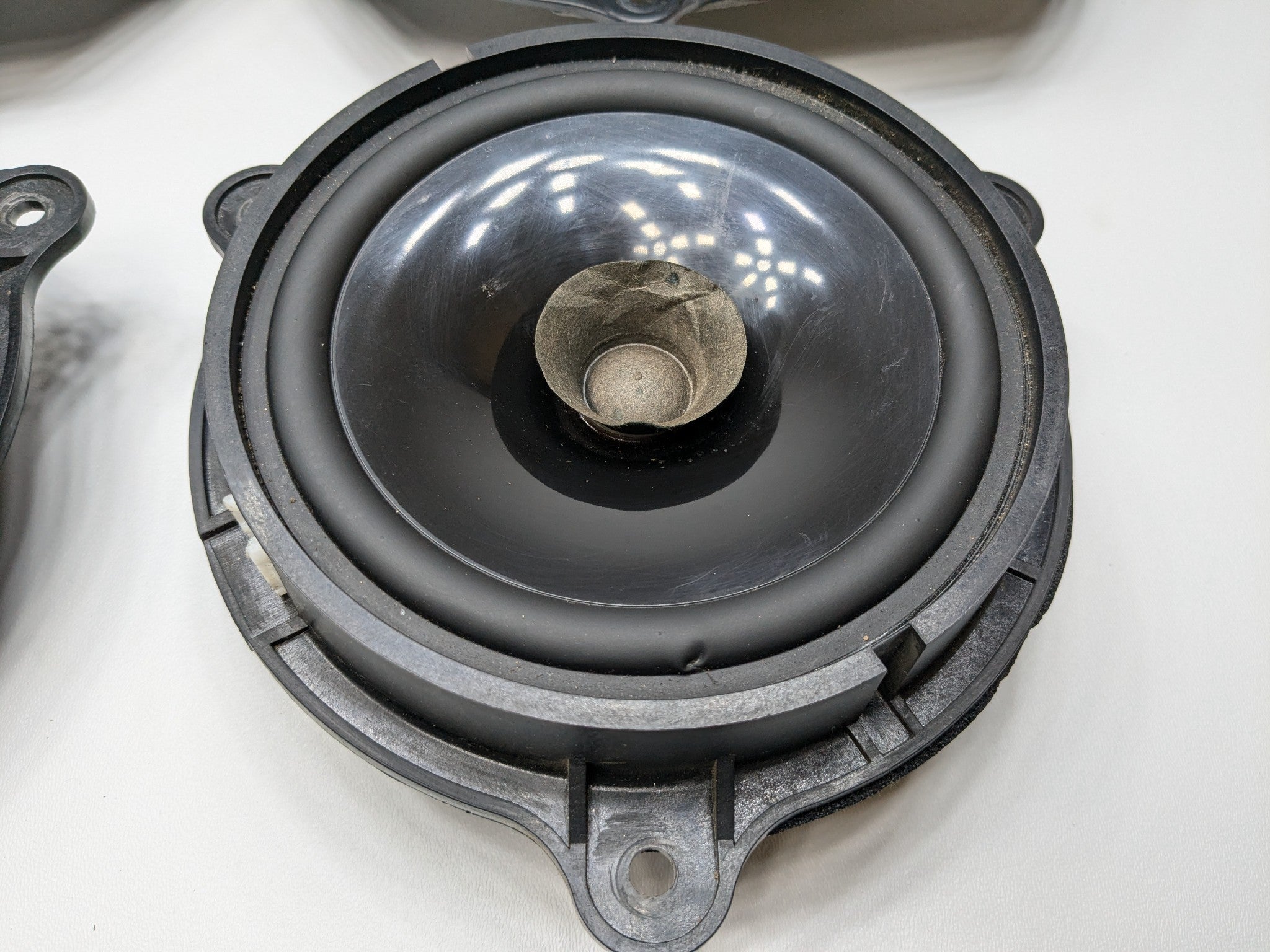 2005 - 2007 OEM NISSAN ARMADA FRONT REAR LEFT RIGHT DOOR SPEAKER SET 4