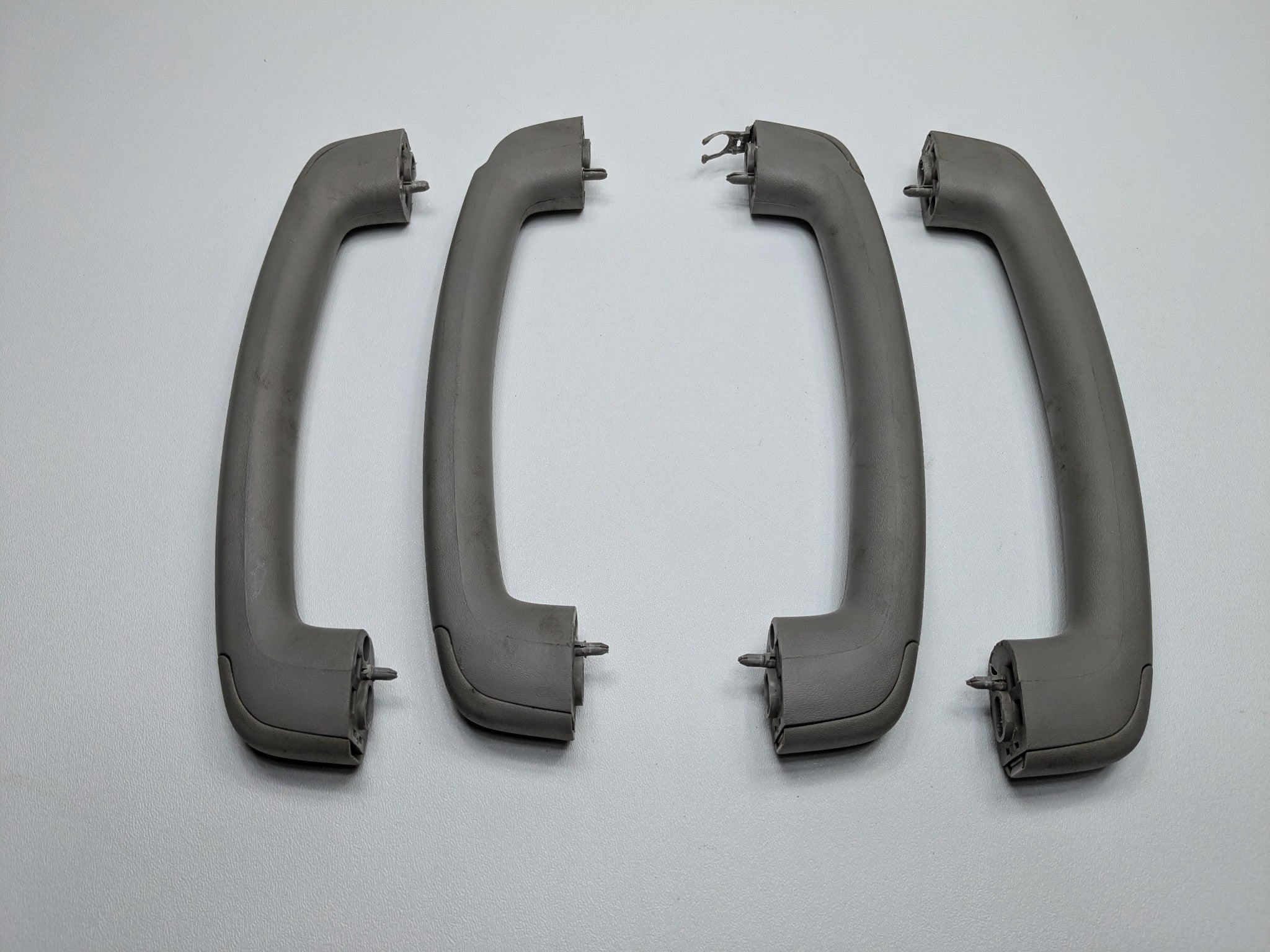 2005 - 2007 OEM NISSAN ARMADA FRONT AND REAR INTERIOR UPPER ROOF GRAB GRIP SET