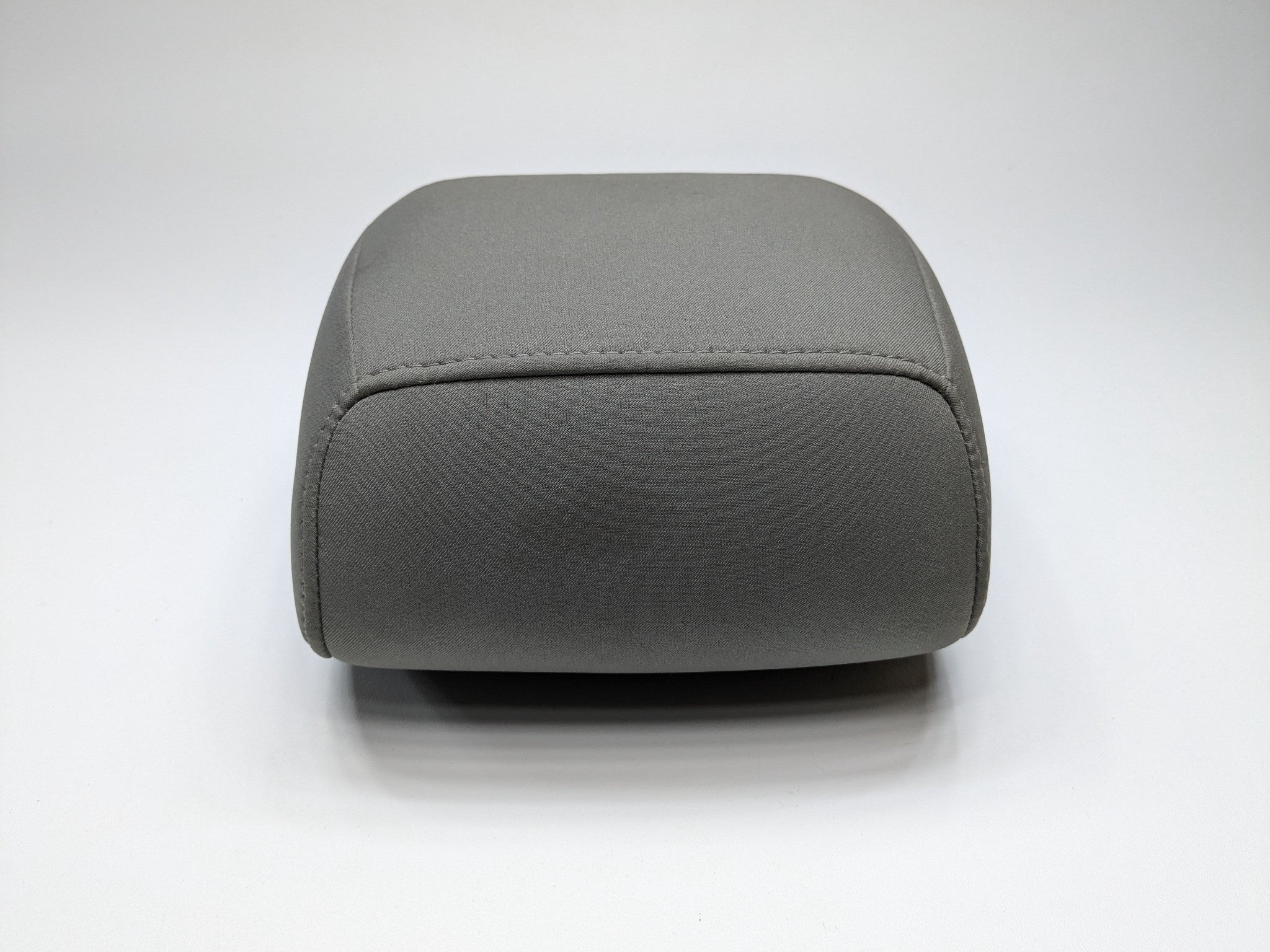 2005 - 2007 OEM NISSAN ARMADA FRONT LEFT DRIVER SIDE SEAT HEADREST GRAY CLOTH