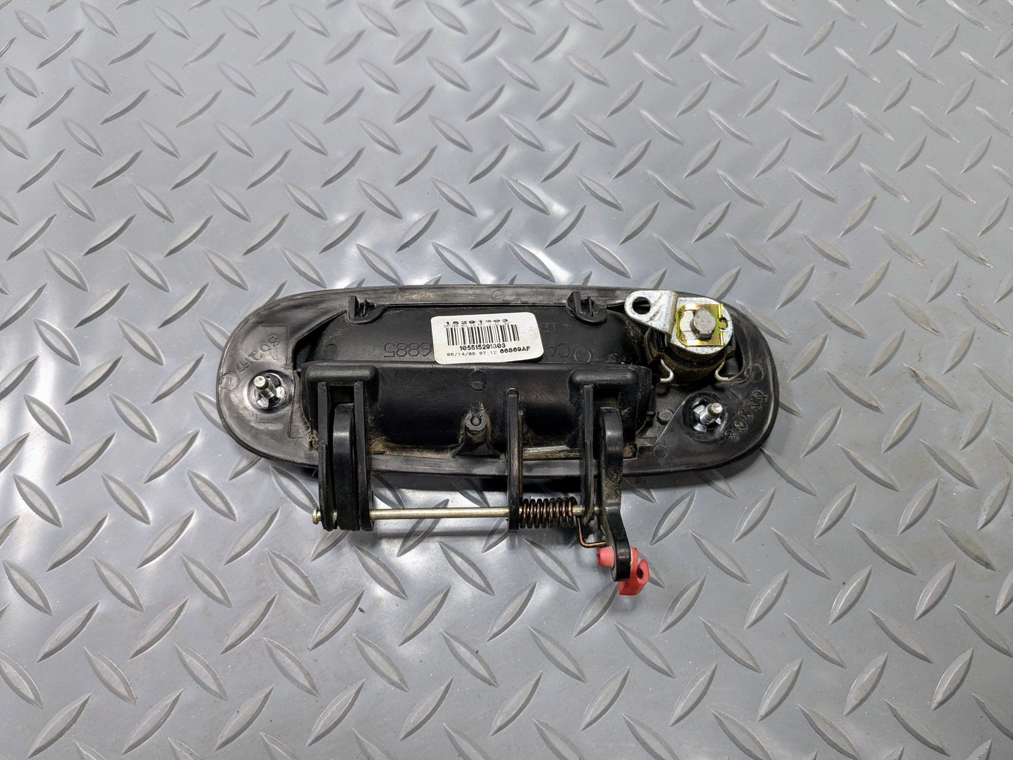 05 - 07 OEM CHEVROLET TRAILBLAZER FRONT LEFT DRIVER SIDE EXTERIOR DOOR HANDLE