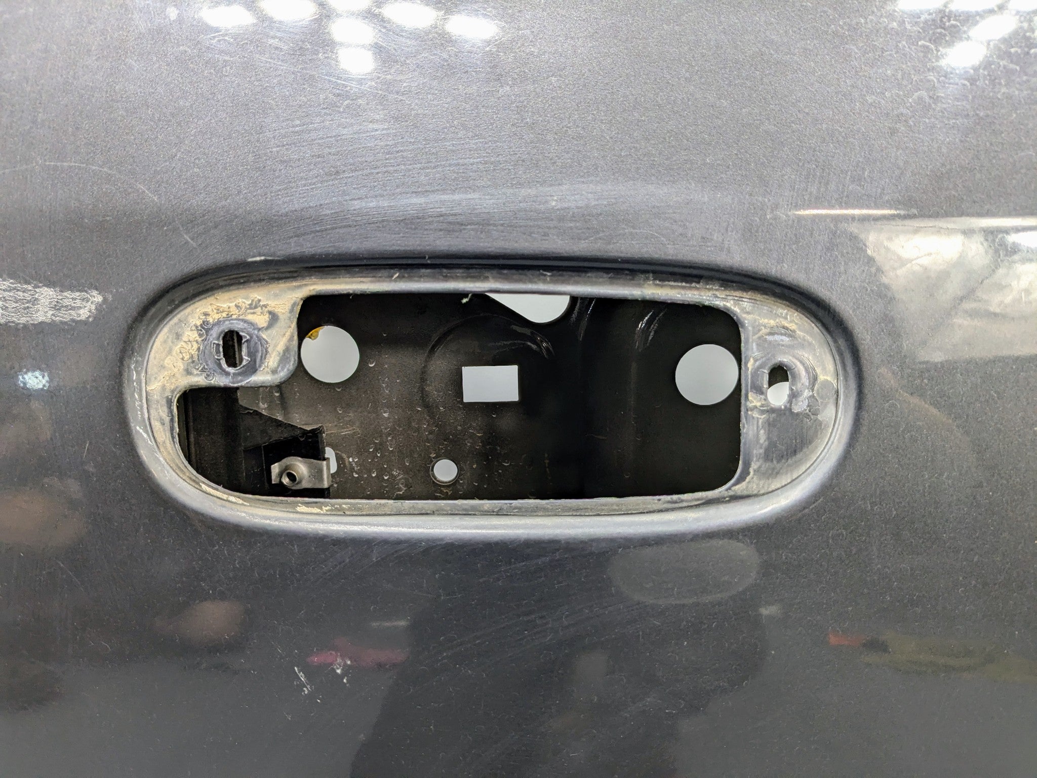 05 - 07 OEM CHEVROLET TRAILBLAZER FRONT RIGHT PASSENGER SIDE DOOR SHELL PANEL