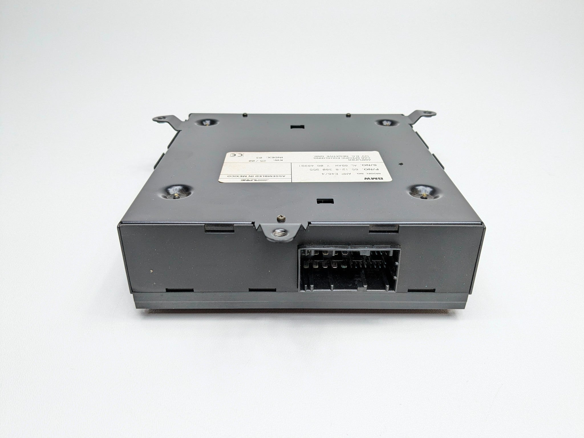 1999 - 2004 OEM BMW 325I AUDIO STEREO RADIO AMP AMPLIFIER MODULE