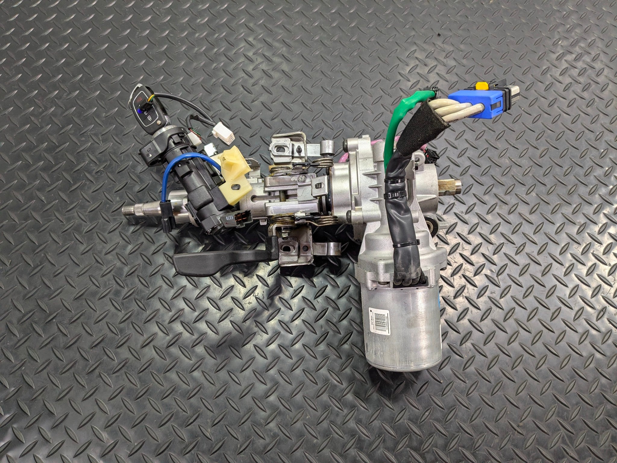 2013 - 2019 OEM HYUNDAI SANTA FE POWER ADJUSTMENT STEERING COLUMN ASSEMBLY