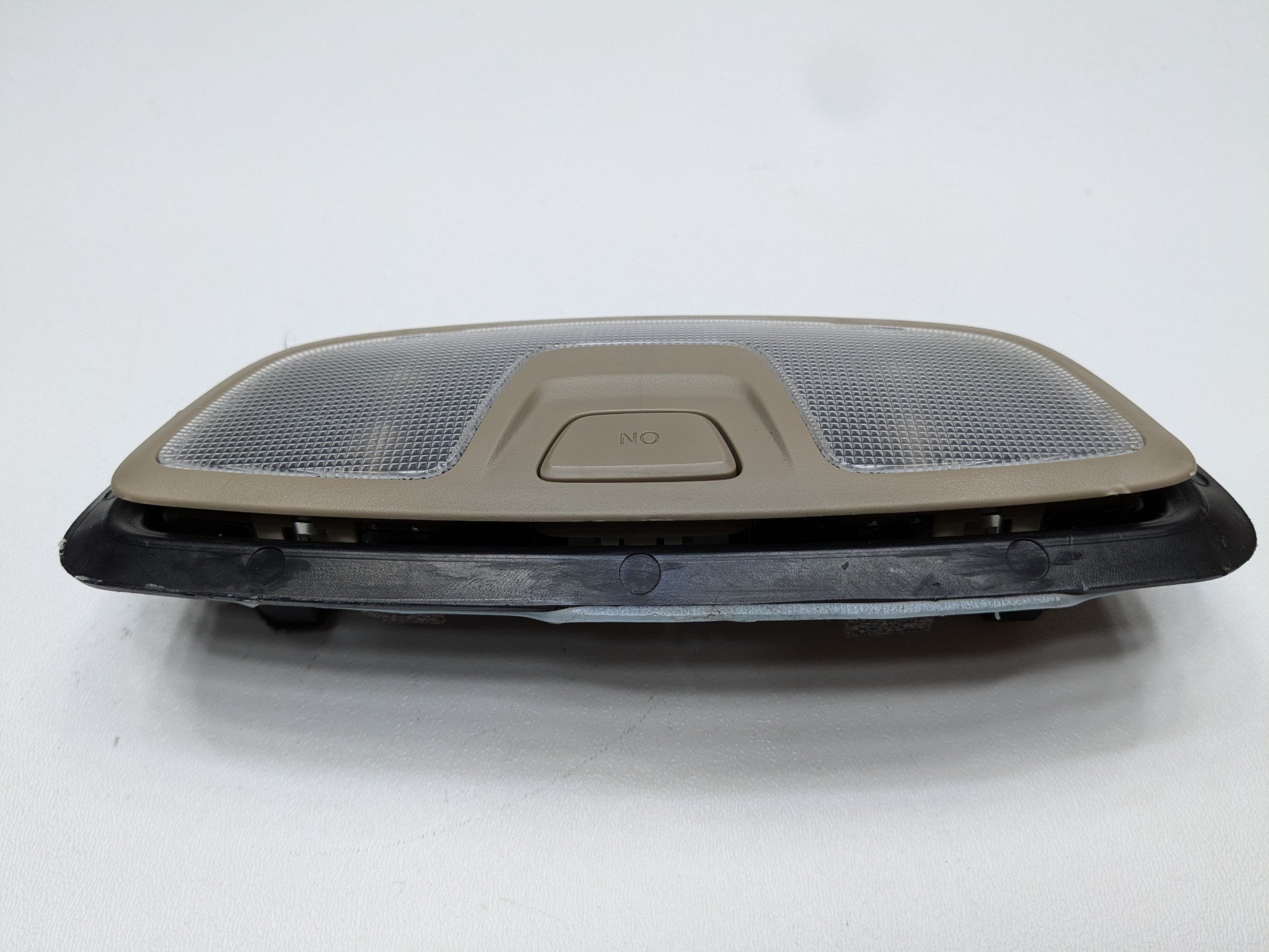 13 - 19 OEM HYUNDAI SANTA FE REAR INTERIOR OVERHEAD CONSOLE DOME LIGHT ASSEMBLY