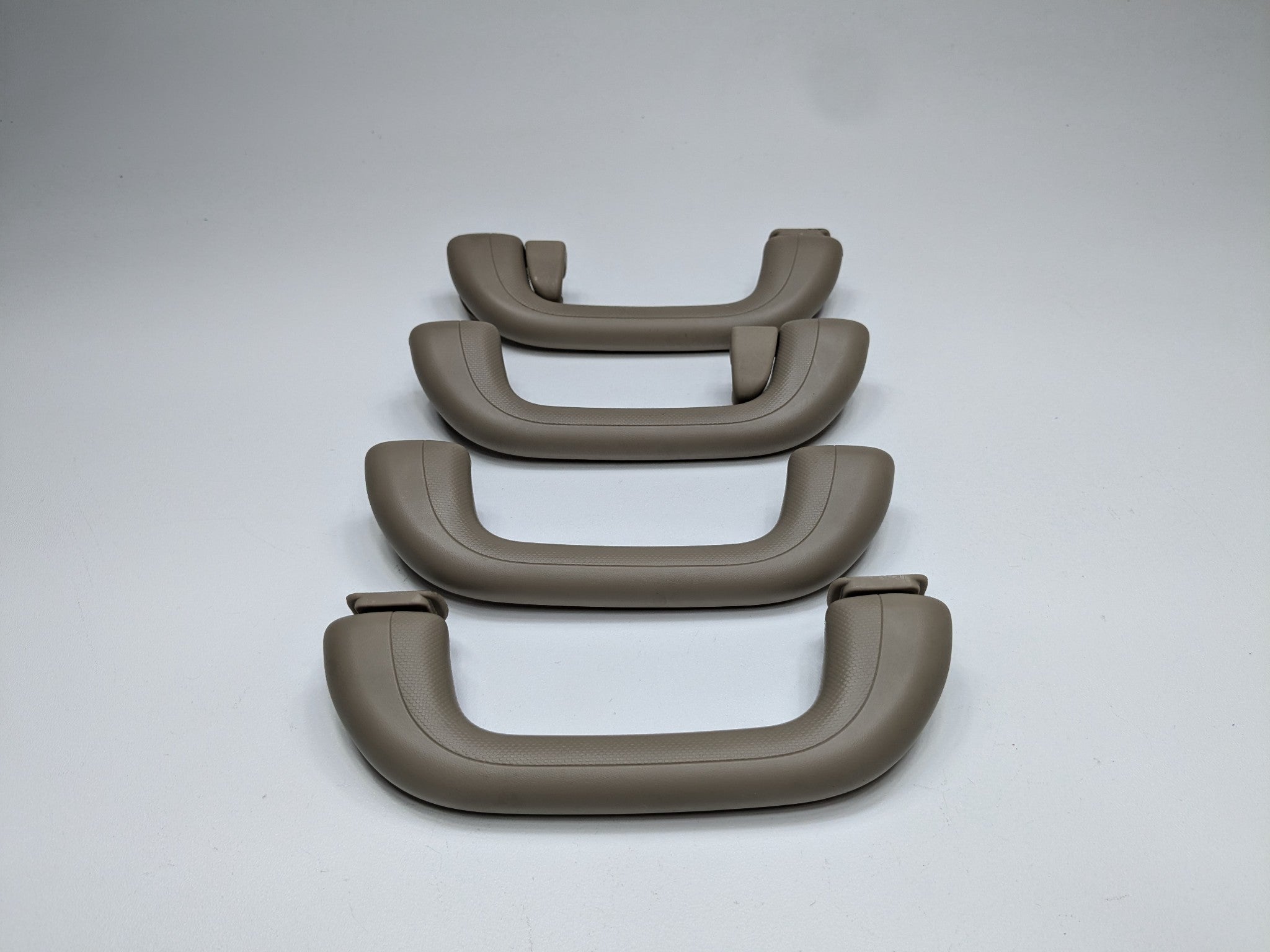 13 - 19 OEM HYUNDAI SANTA FE FRONT AND REAR INTERIOR UPPER ROOF GRAB GRIP SET