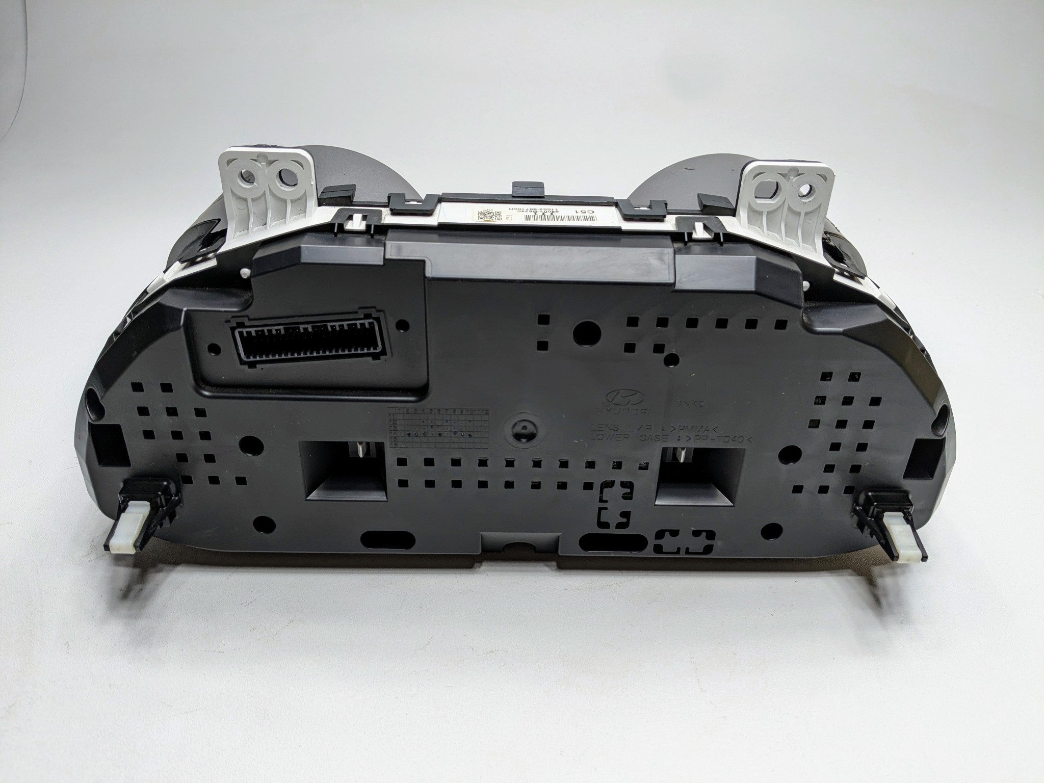 13 - 19 OEM HYUNDAI SANTA FE INSTRUMENT CLUSTER GAUGES SPEEDOMETER