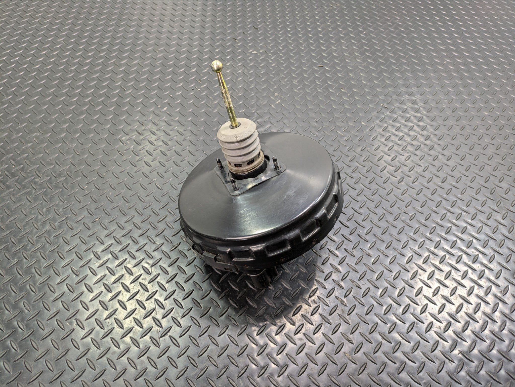 2004 - 2006 OEM PORSCHE CAYENNE V6 POWER BRAKE BOOSTER ASSEMBLY