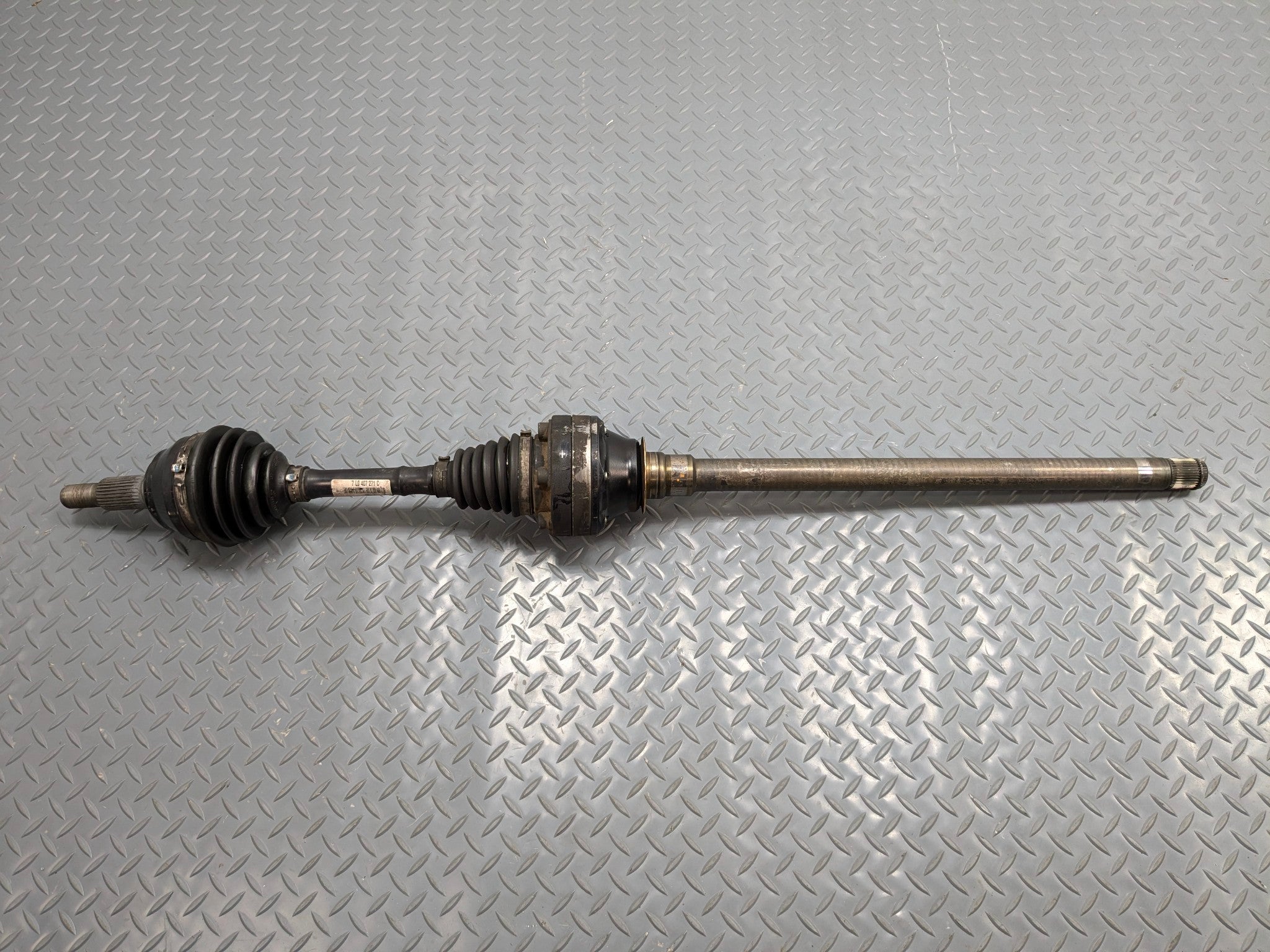 2004 - 2006 OEM PORSCHE CAYENNE V6 FRONT LEFT SIDE CV AXLE JOINT SHAFT ASSEMBLY