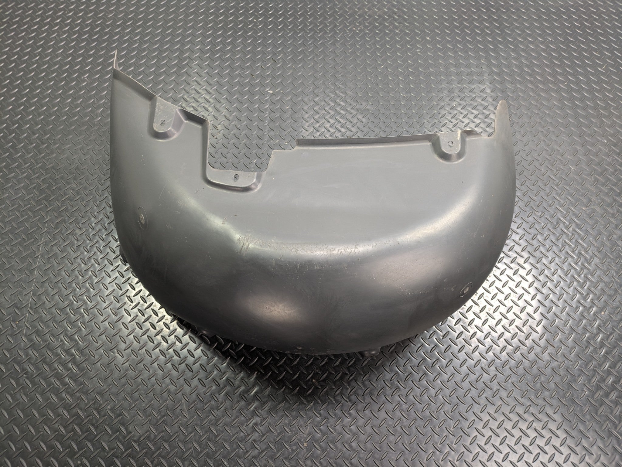 04 - 06 OEM PORSCHE CAYENNE V6 REAR LEFT DRIVER SIDE FENDER LINER SPLASH SHIELD