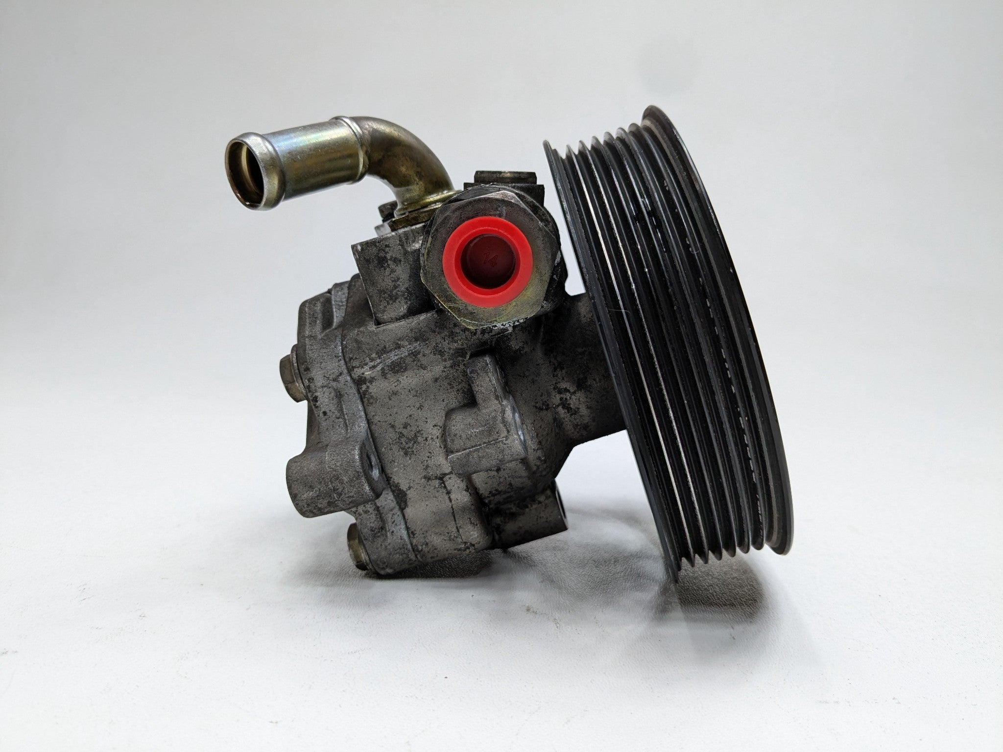 04 - 06 OEM PORSCHE CAYENNE V6 POWER STEERING OIL FLUID PUMP MOTOR WITH PULLEY