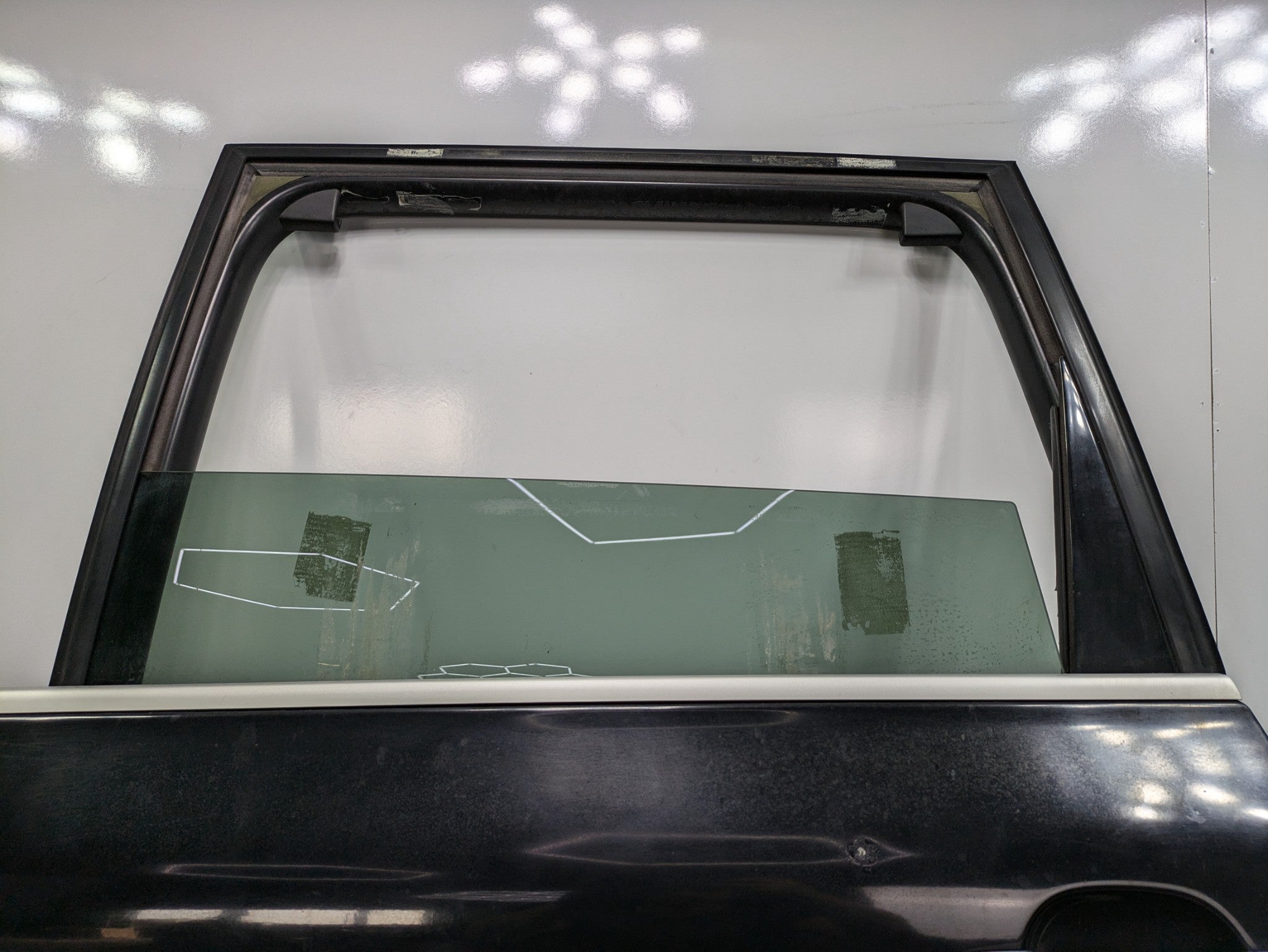 2004 - 2006 OEM PORSCHE CAYENNE V6 REAR LEFT DRIVER SIDE DOOR SHELL PANEL