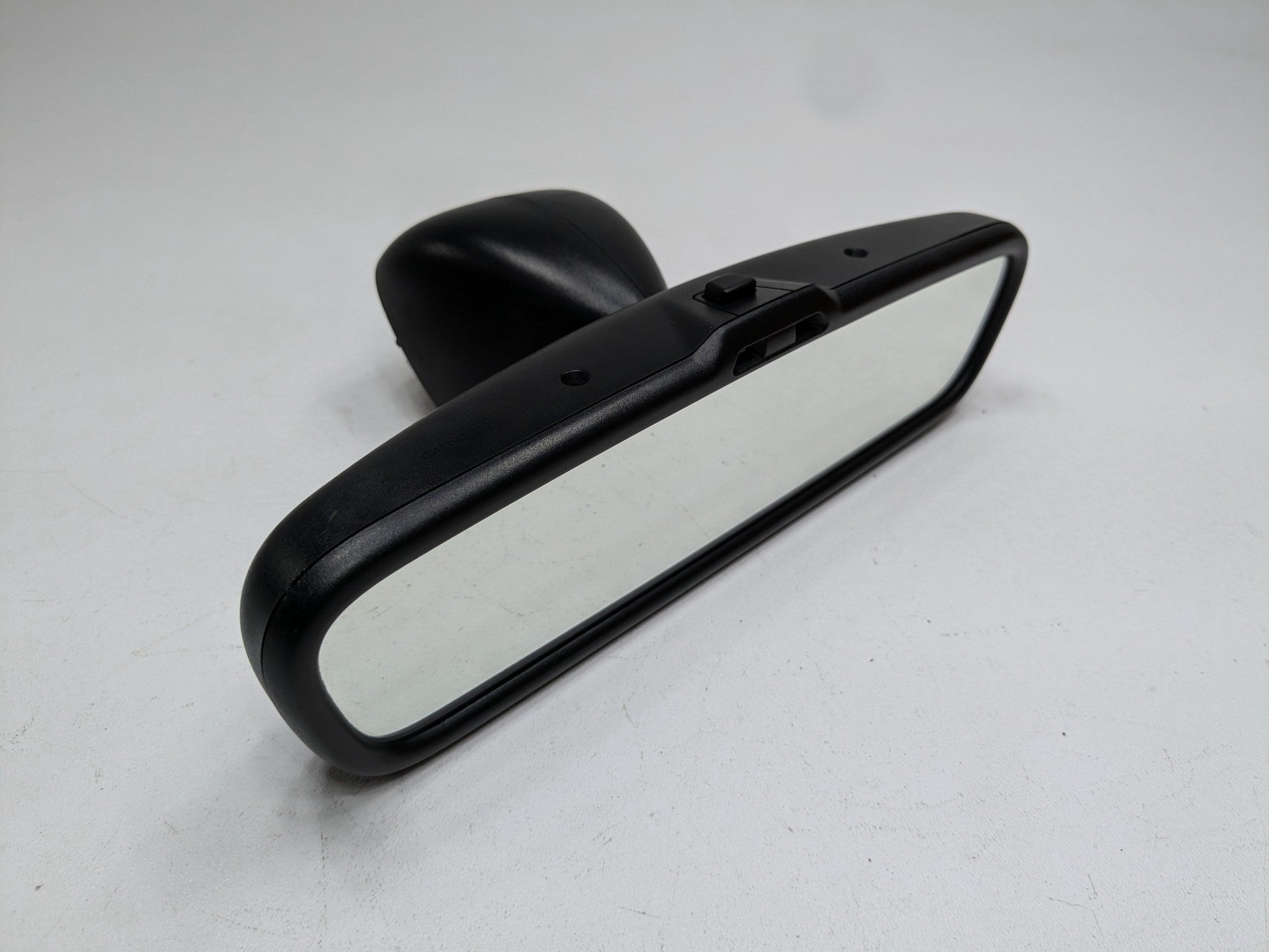 2004 - 2006 OEM PORSCHE CAYENNE V6 INTERIOR REAR VIEW MIRROR WITH AUTO DIMMING