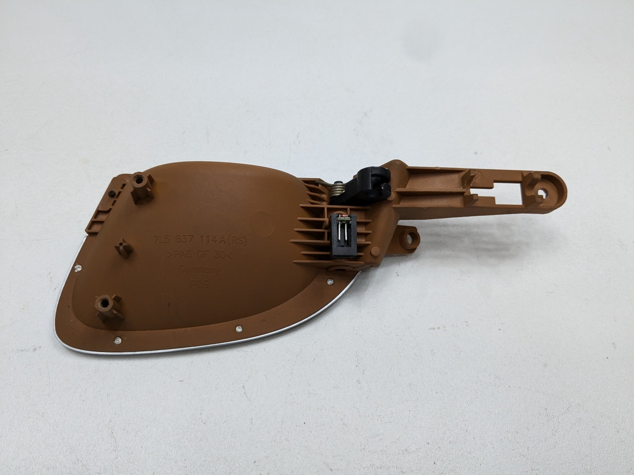 04 - 06 OEM PORSCHE CAYENNE V6 REAR RIGHT PASSENGER SIDE INTERIOR DOOR HANDLE