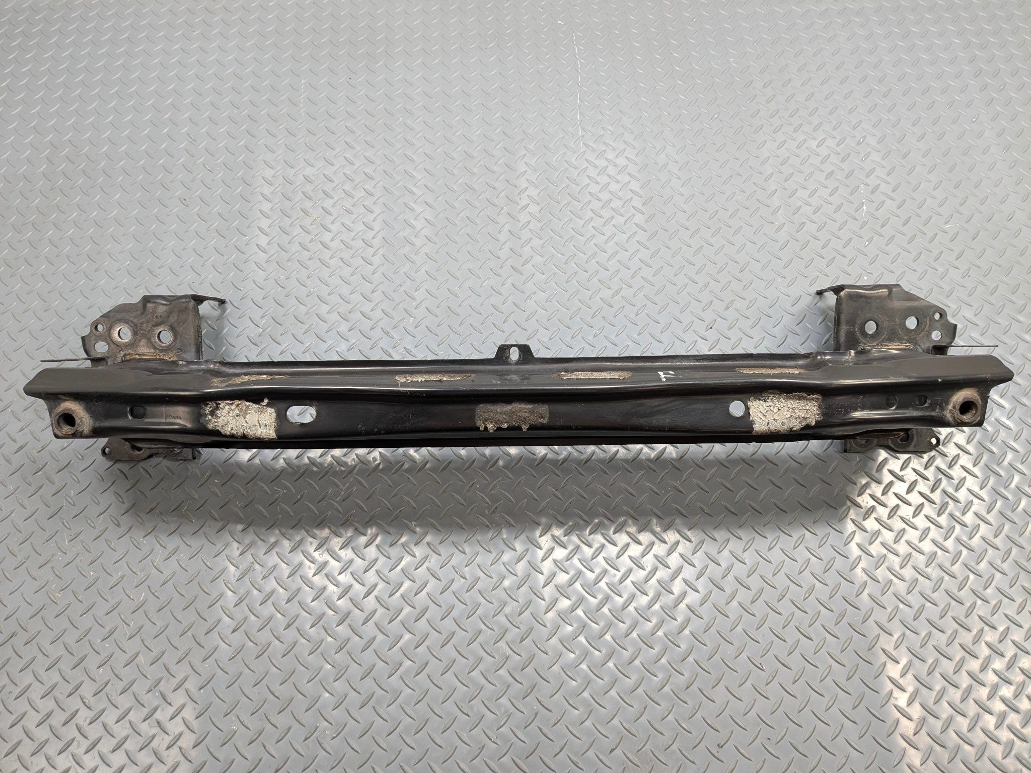 2004 - 2006 OEM PORSCHE CAYENNE V6 FRONT BUMPER REINFORCEMENT IMPACT SUPPORT BAR
