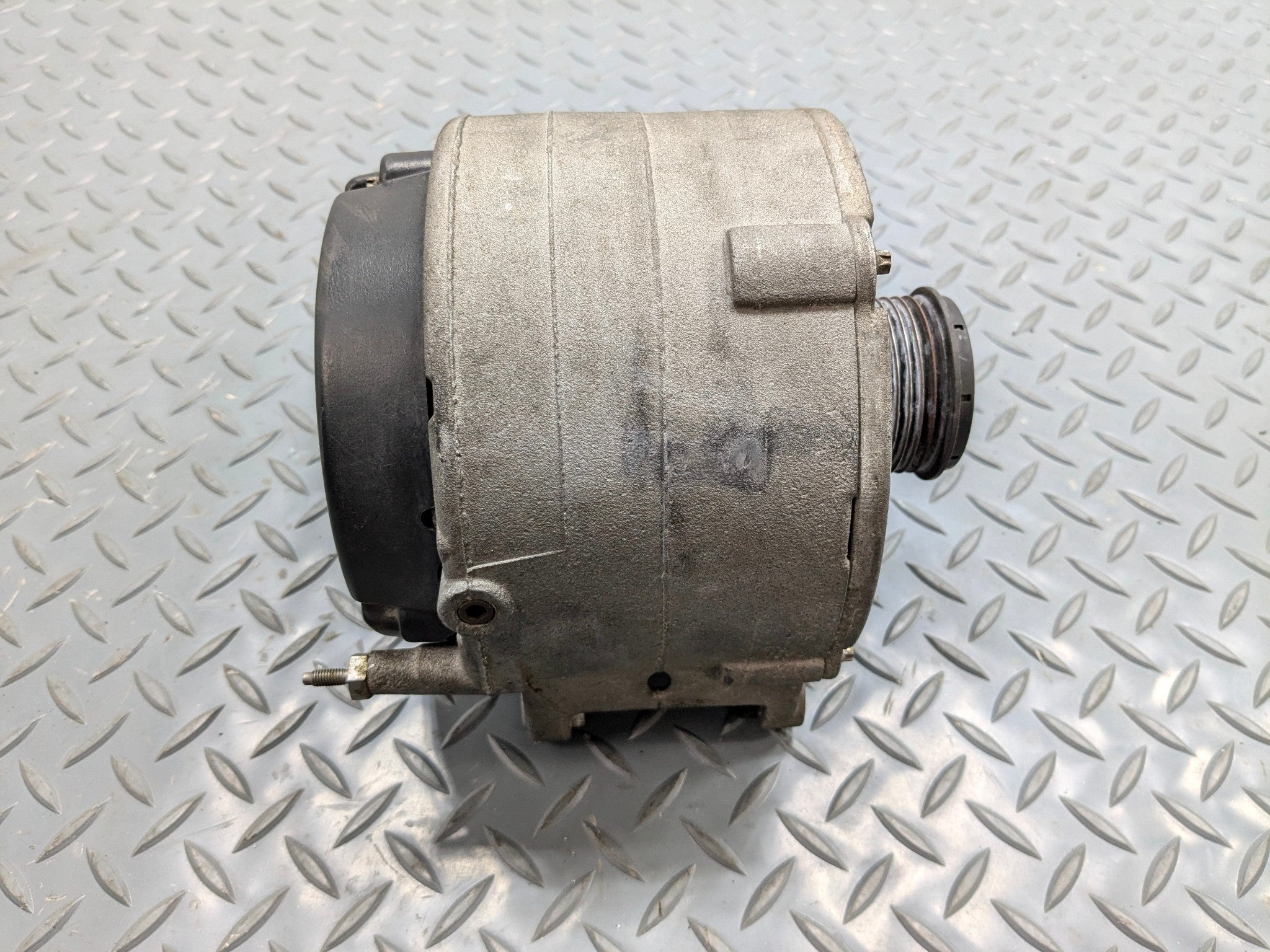 2004 - 2006 OEM PORSCHE CAYENNE V6 POWER GENERATOR ENGINE MOTOR ALTERNATOR