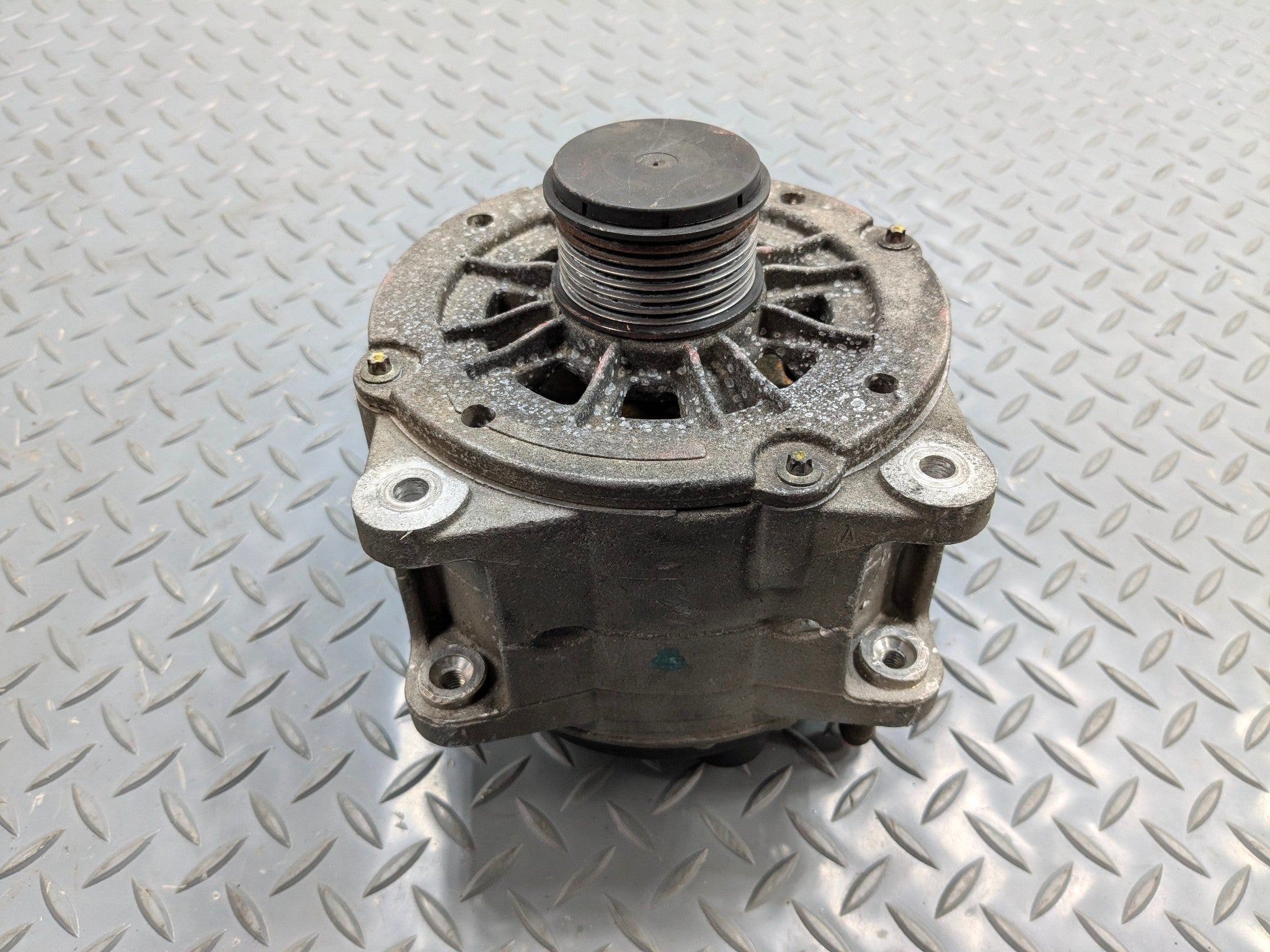 2004 - 2006 OEM PORSCHE CAYENNE V6 POWER GENERATOR ENGINE MOTOR ALTERNATOR
