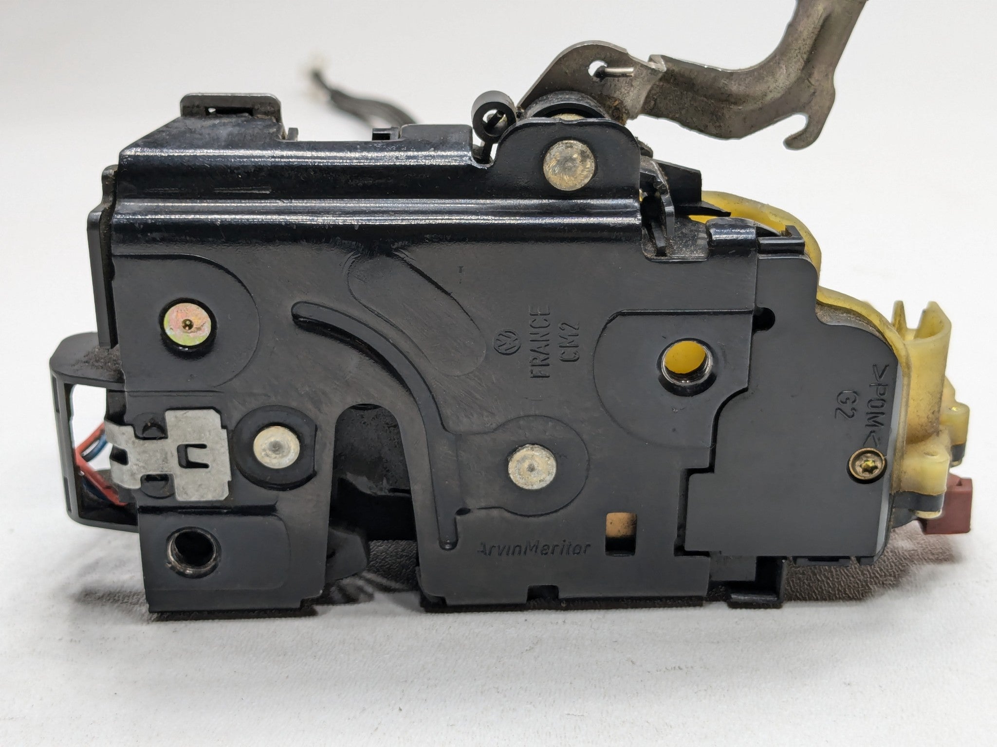 04 - 06 OEM PORSCHE CAYENNE V6 FRONT LEFT DRIVER SIDE DOOR LOCK LATCH ACTUATOR