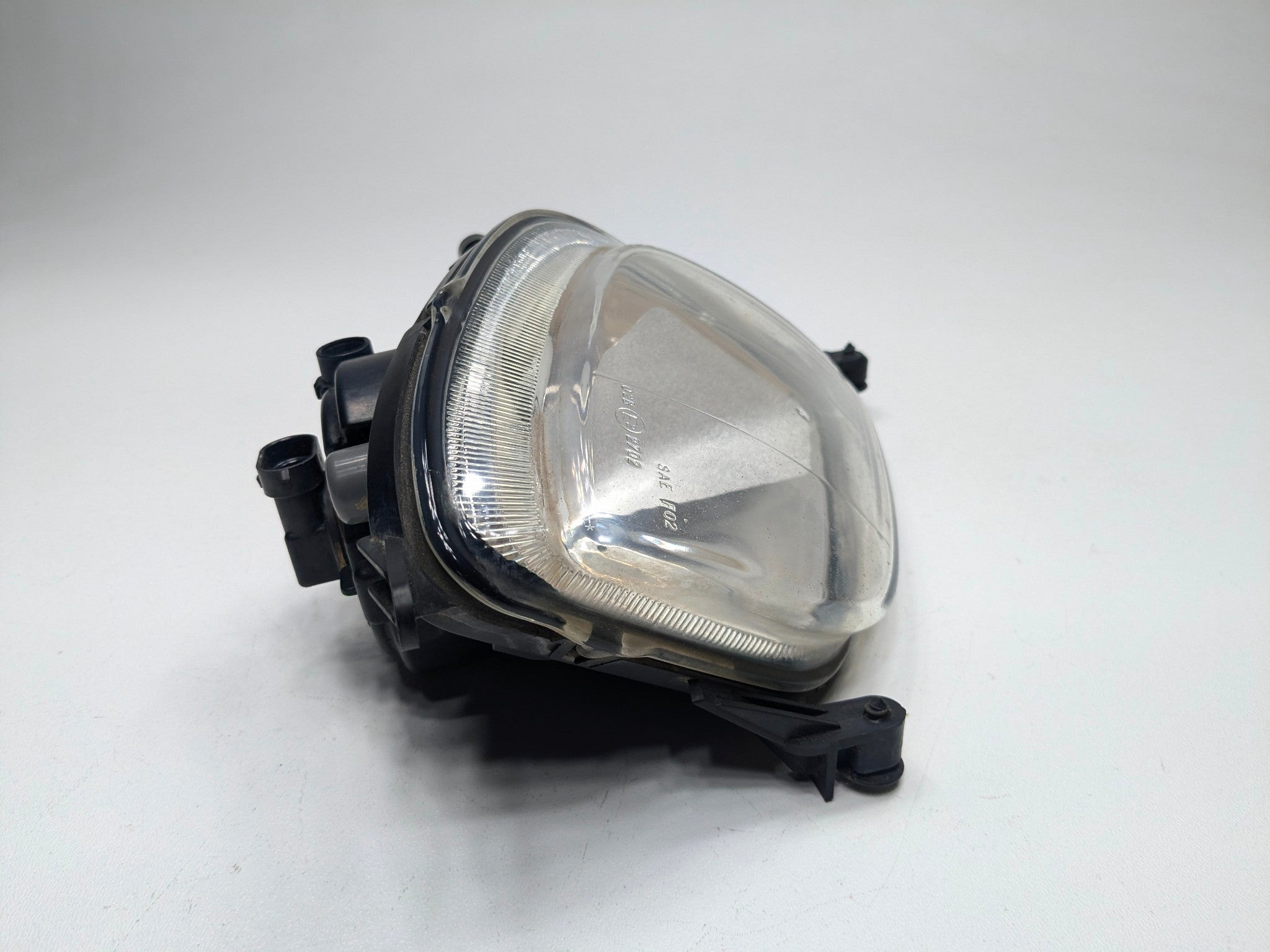 2004 - 2006 OEM PORSCHE CAYENNE V6 FRONT LEFT DRIVER SIDE FOG LIGHT ASSEMBLY