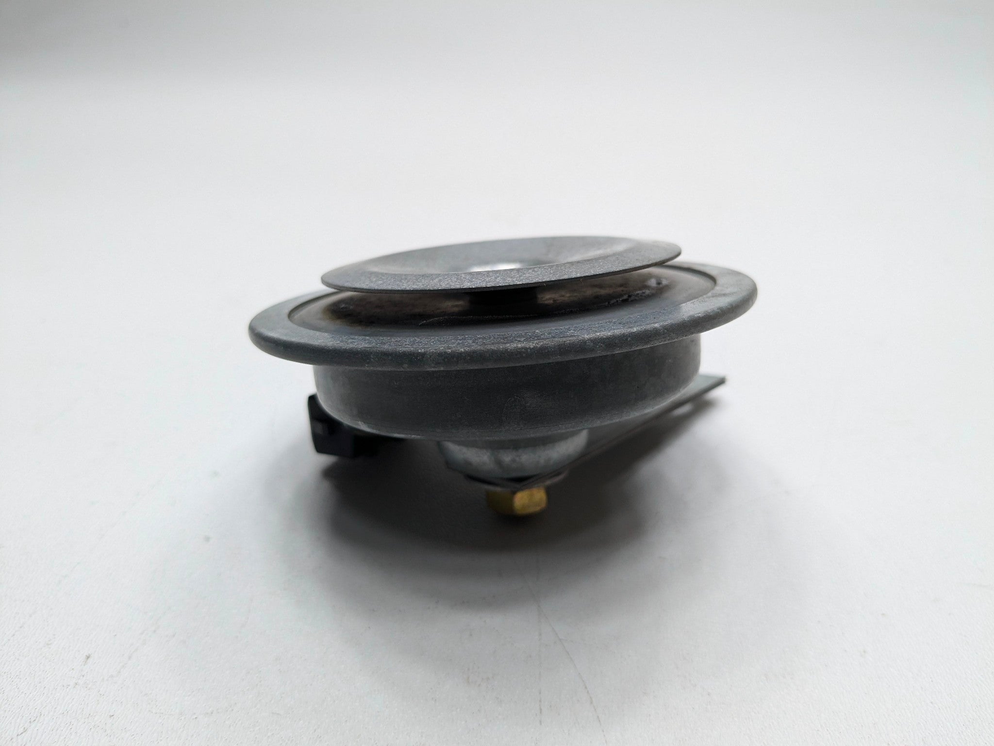 2004 - 2006 OEM PORSCHE CAYENNE V6 ANTI-THEFT SECURITY ALARM HORN SIGNAL SIREN