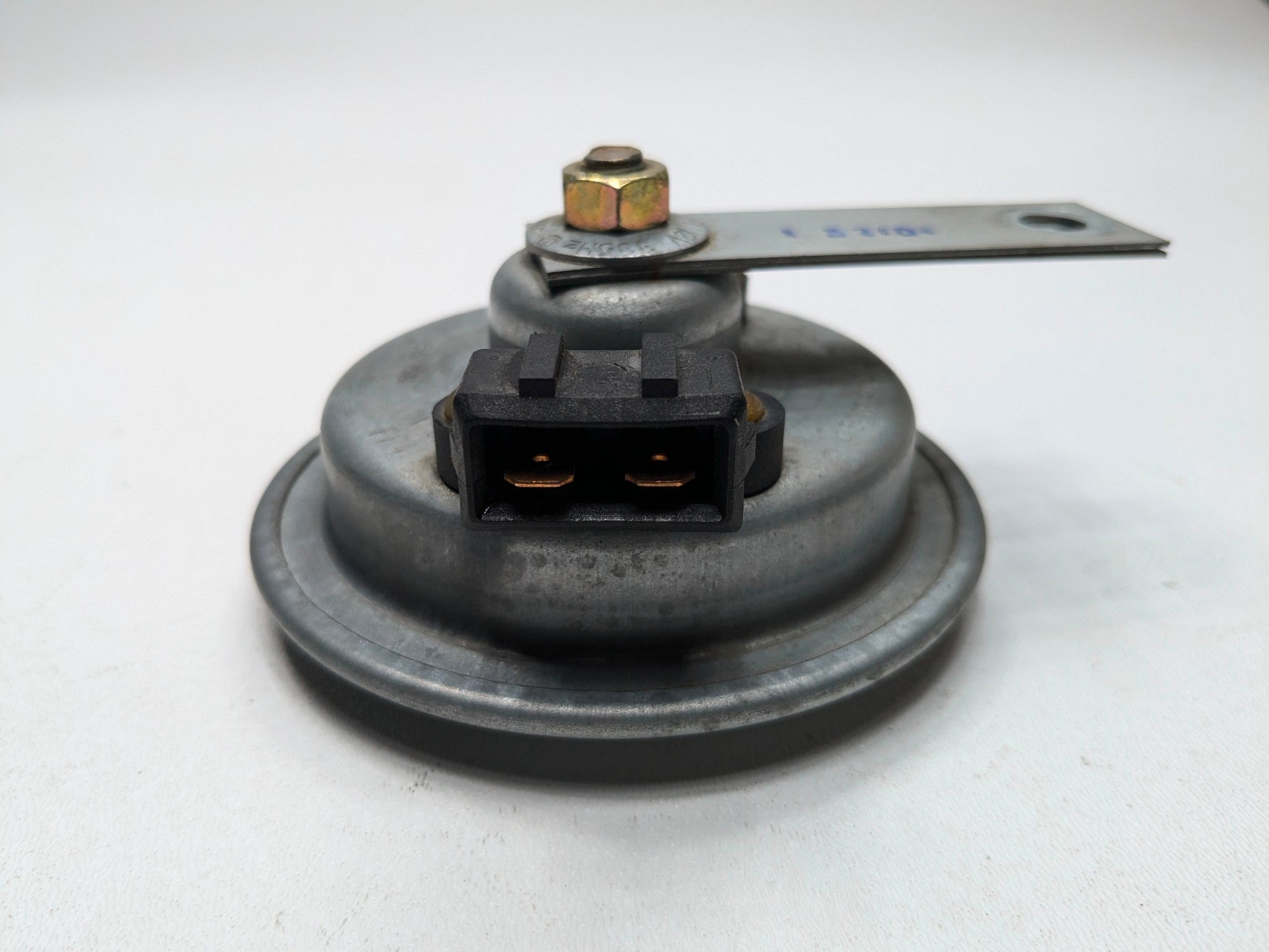 2004 - 2006 OEM PORSCHE CAYENNE V6 ANTI-THEFT SECURITY ALARM HORN SIGNAL SIREN