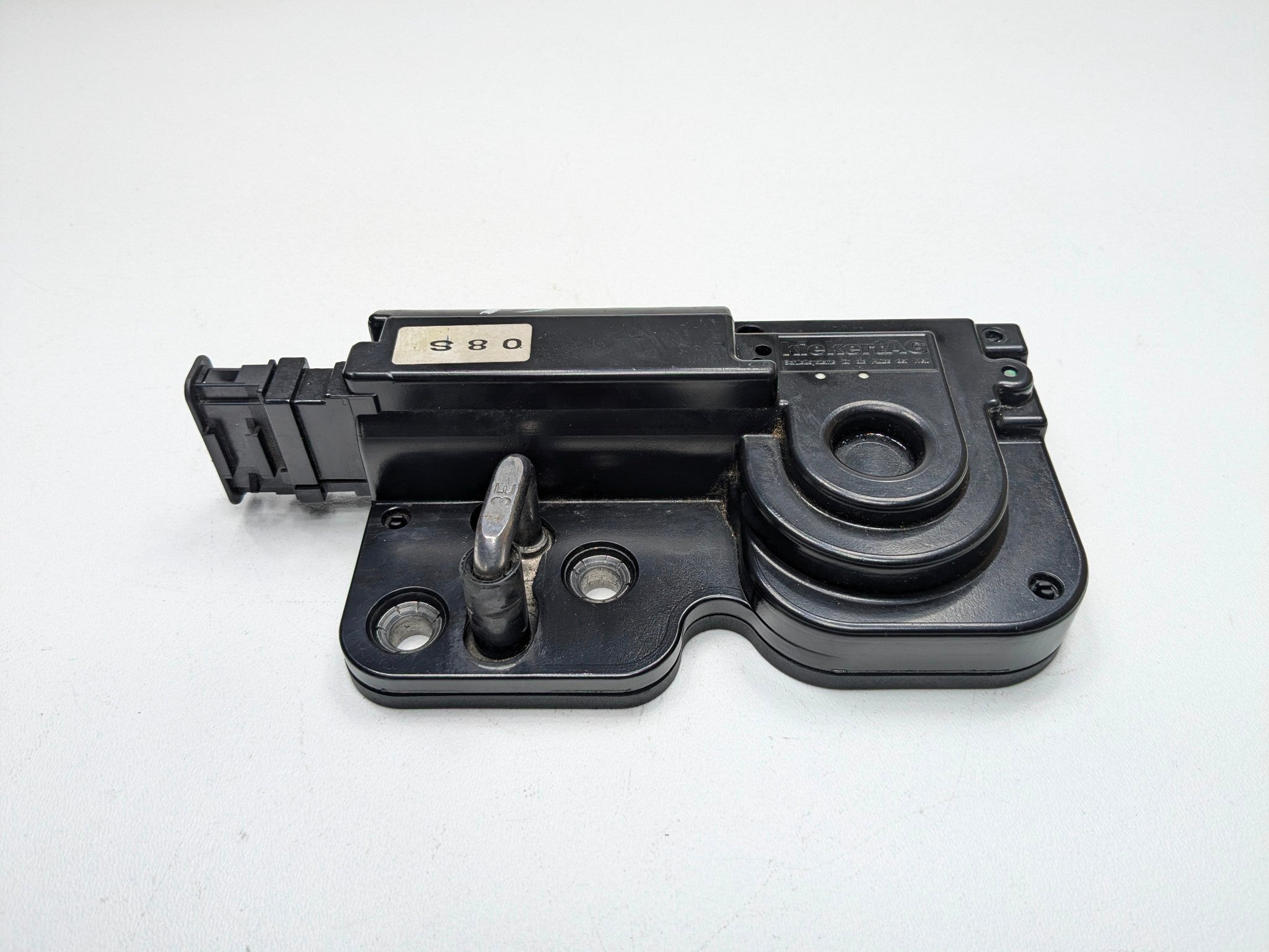 2004 - 2006 OEM PORSCHE CAYENNE V6 LIFTGATE TRUNK LOCK LATCH STRIKER ACTUATOR