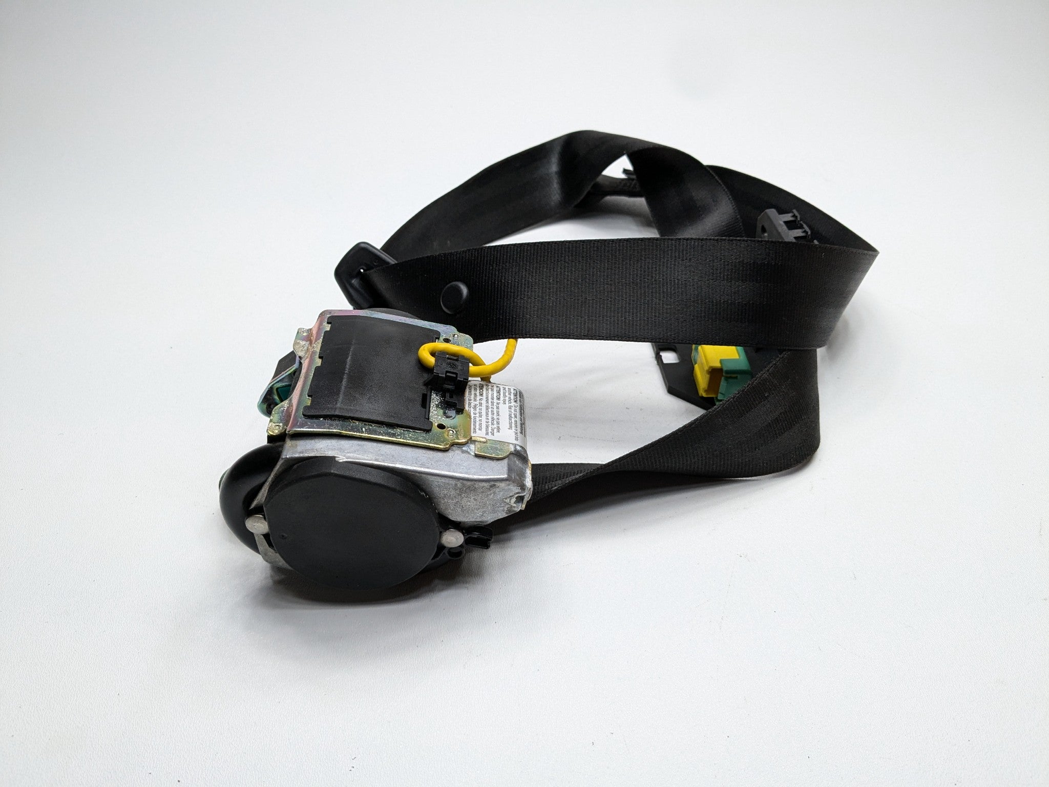 04 - 06 OEM PORSCHE CAYENNE V6 FRONT RIGHT PASSENGER SIDE SEAT BELT RETRACTOR