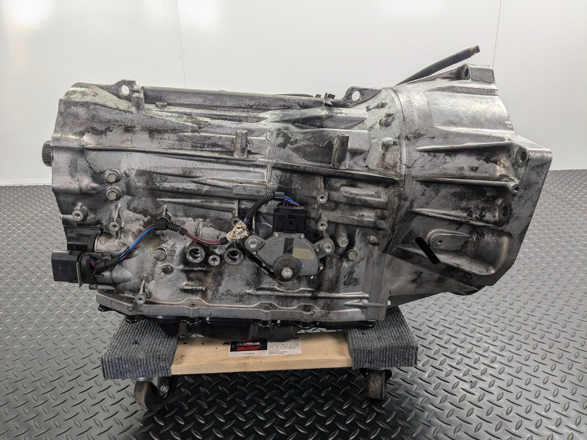 2004 - 2006 OEM PORSCHE CAYENNE V6 3.2L AUTOMATIC TRANSMISSION ASSEMBLY
