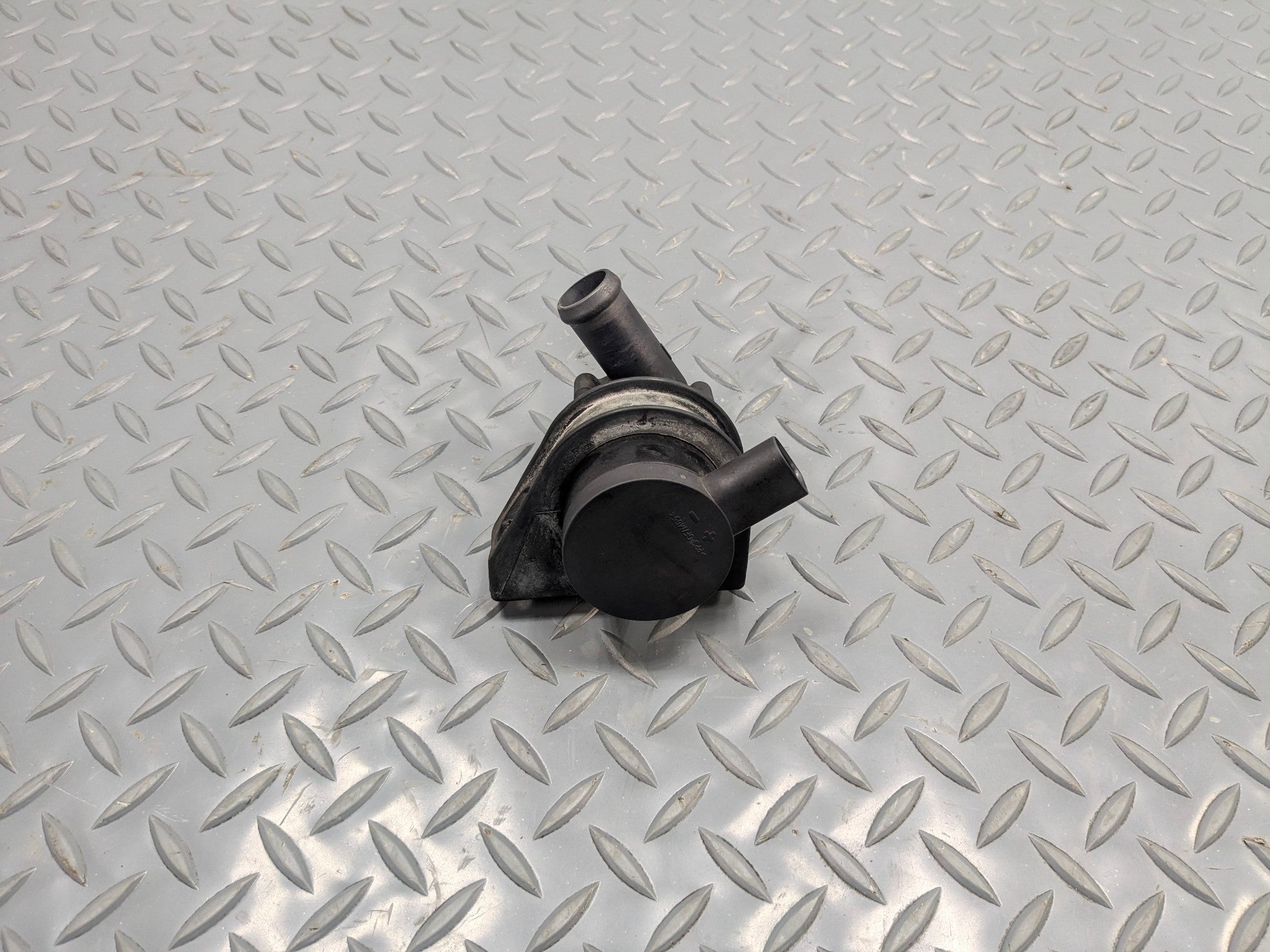 2008 - 2011 OEM AUDI A4 AUXILLARY ELECTRIC WATER PUMP