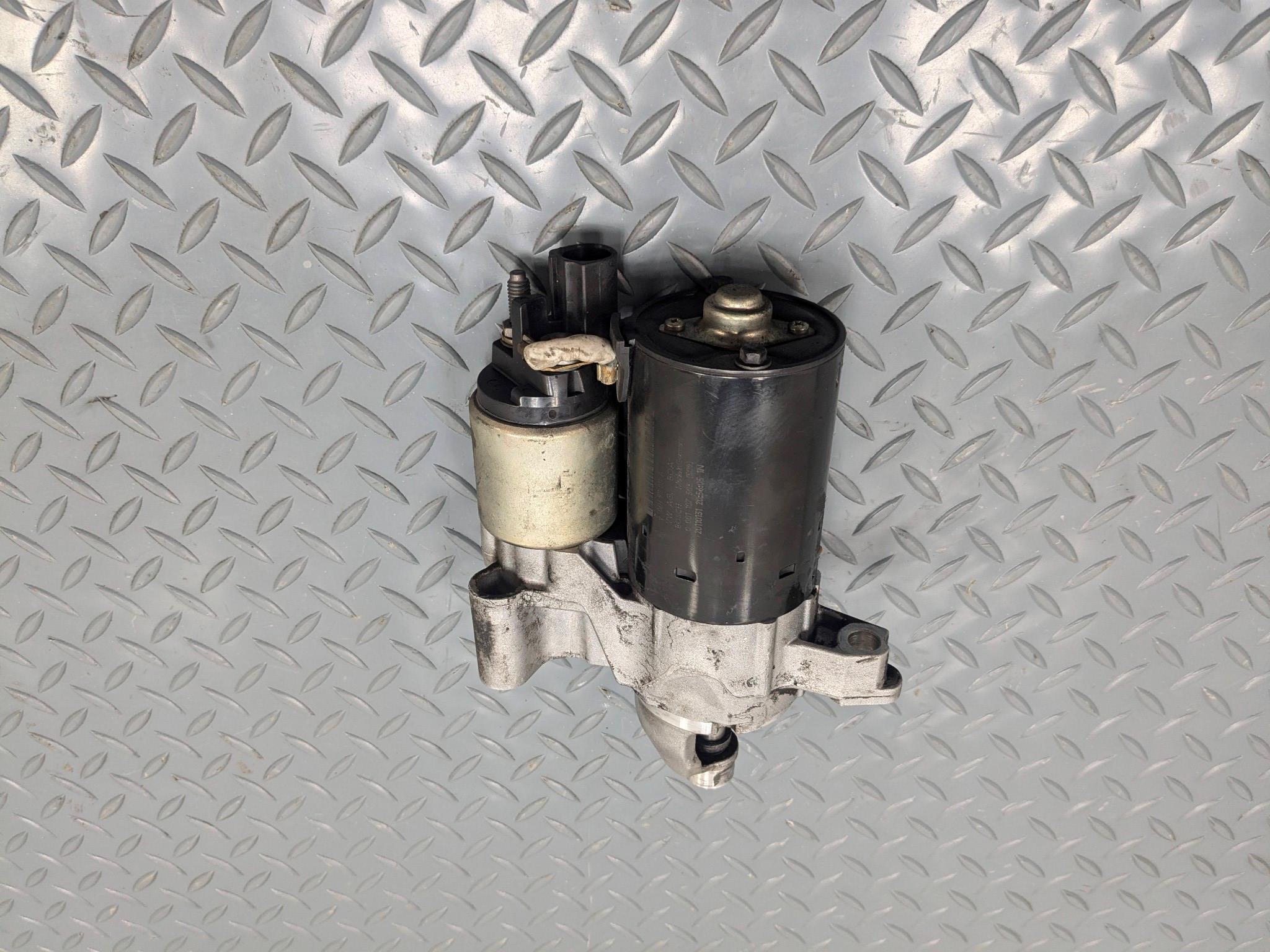 2008 - 2011 OEM AUDI A4 ENGINE STARTER MOTOR ASSEMBLY