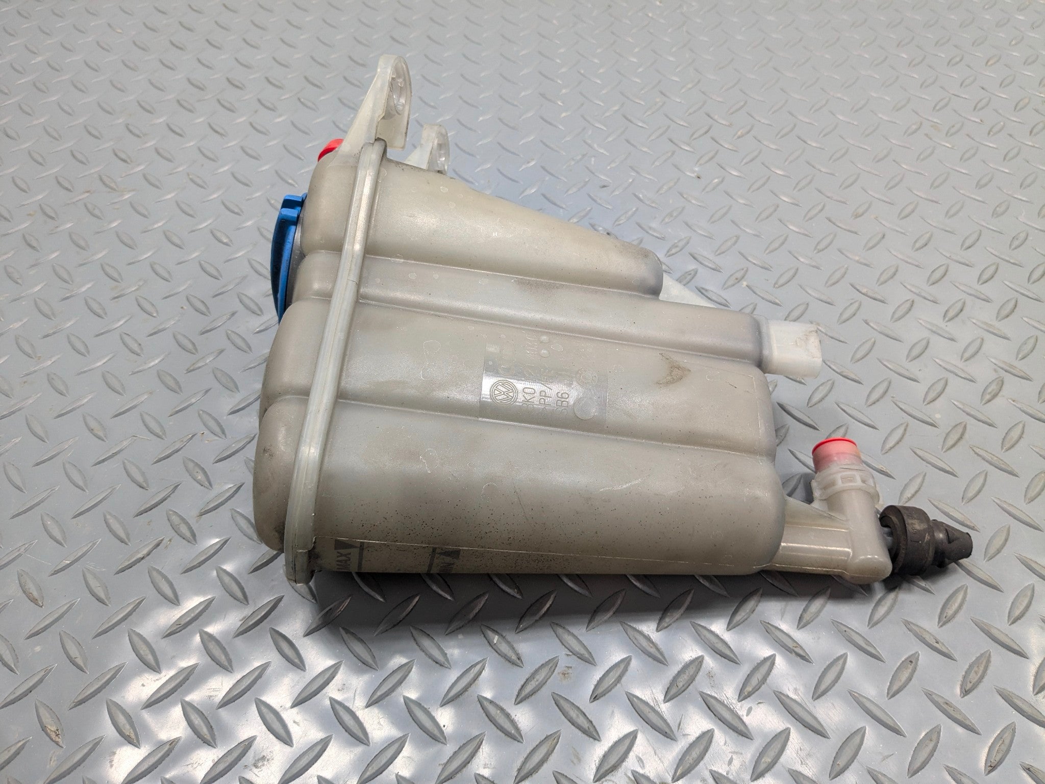 2008 - 2011 OEM AUDI A4 COOLANT OVERFLOW RESERVOIR RECOVERY TANK BOTTLE