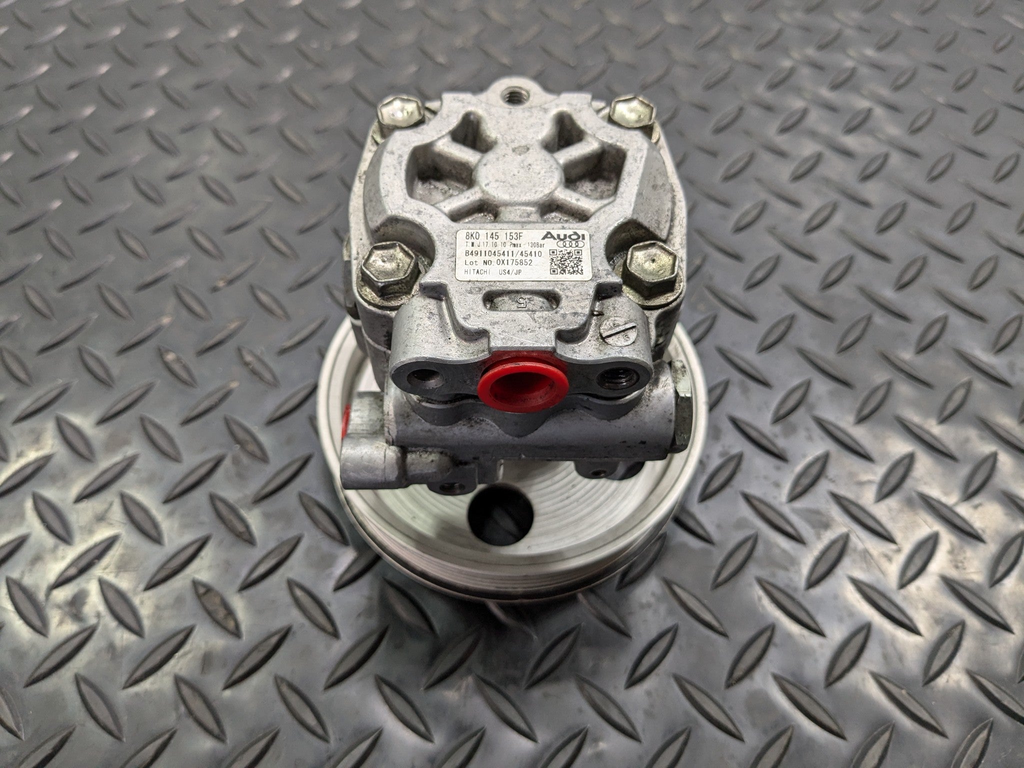 2008 - 2011 OEM AUDI A4 POWER STEERING PUMP PULLEY MOTOR ASSEMBLY